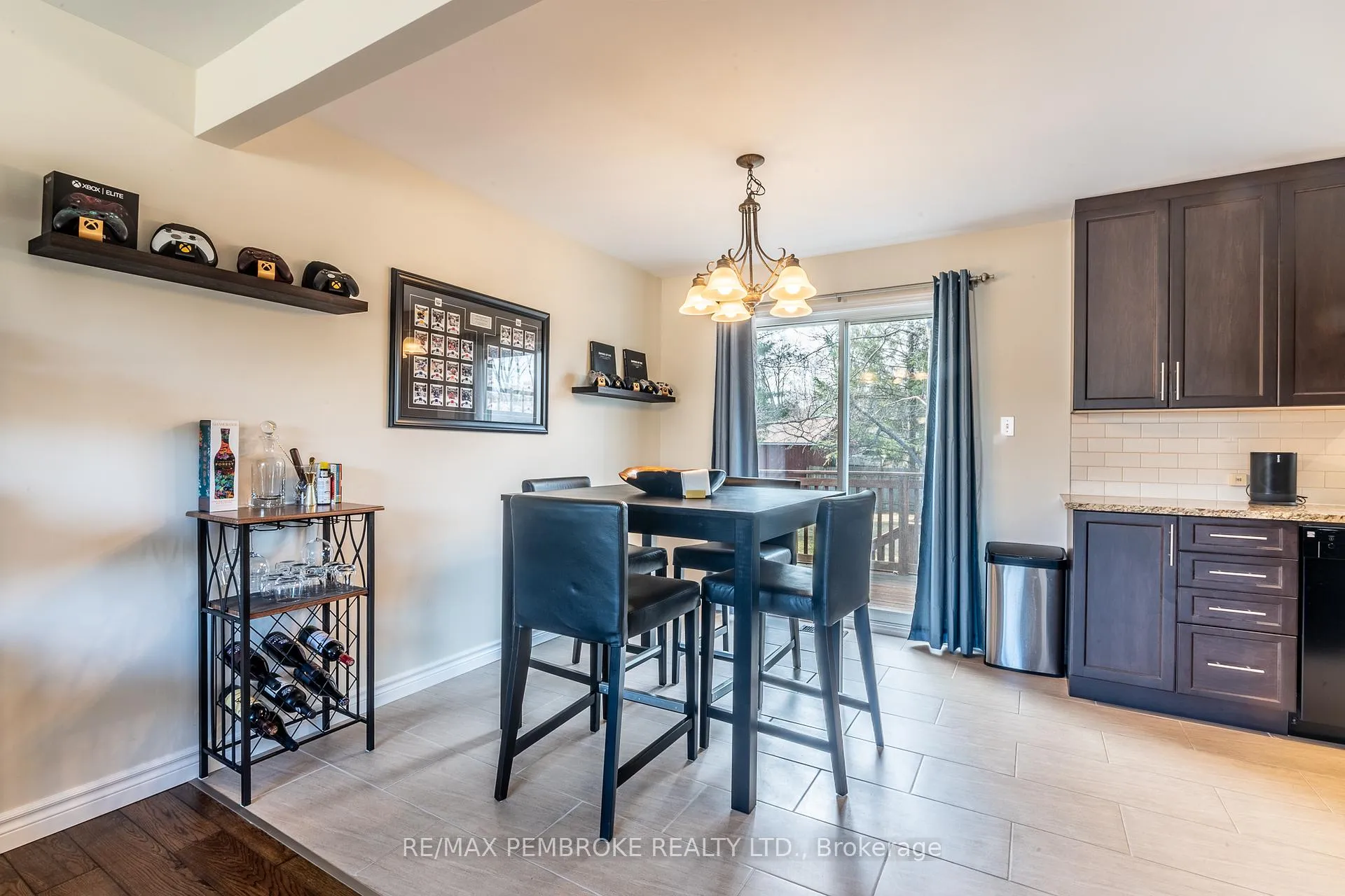 Photo 19 of 5 Edward Street, Petawawa — HOMEH