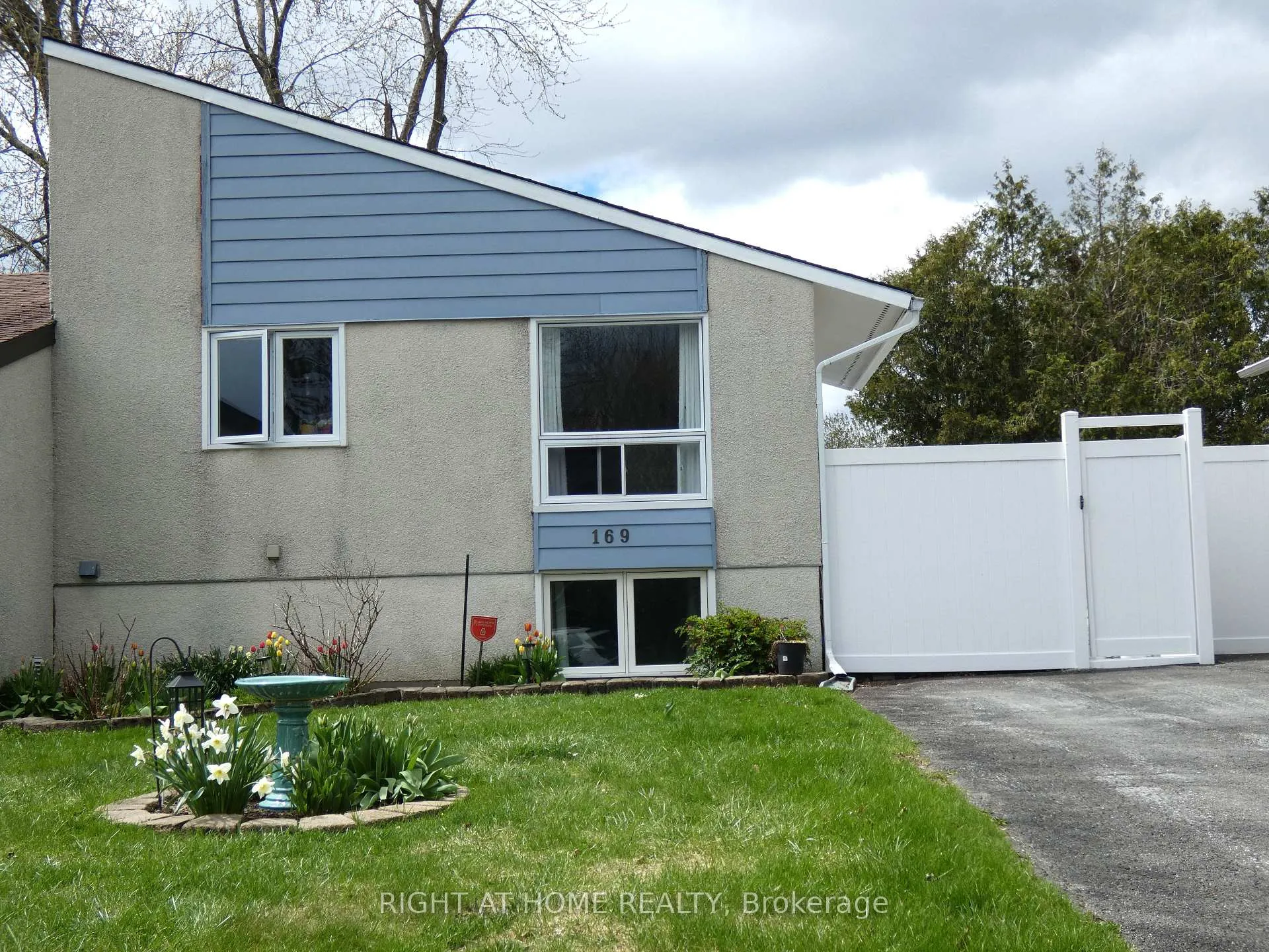 Front of 169 Castlefrank Road