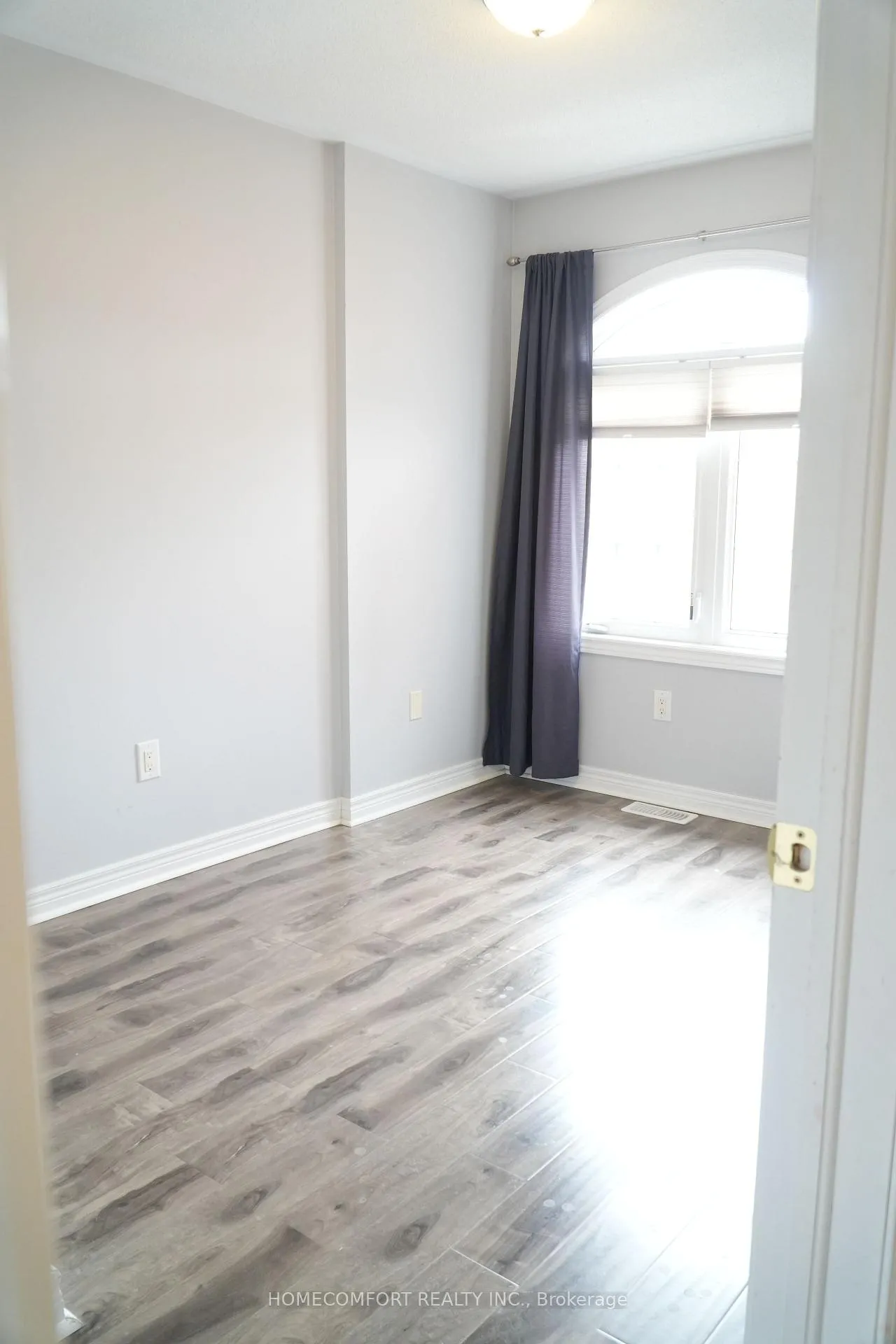 Photo 6 of 169 Hammersly Boulevard, Markham, Wismer — HOMEH