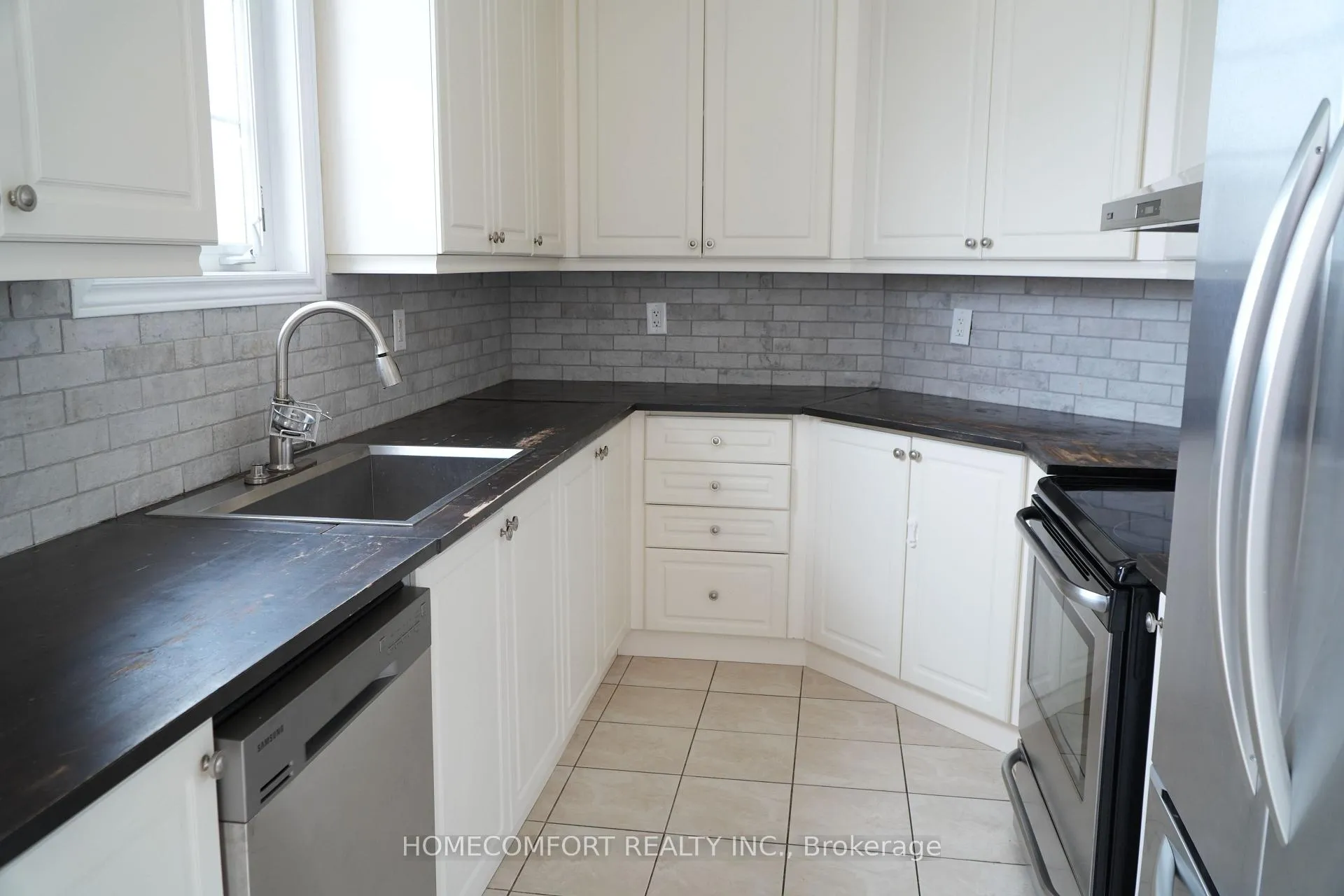 Photo 13 of 169 Hammersly Boulevard, Markham, Wismer — HOMEH