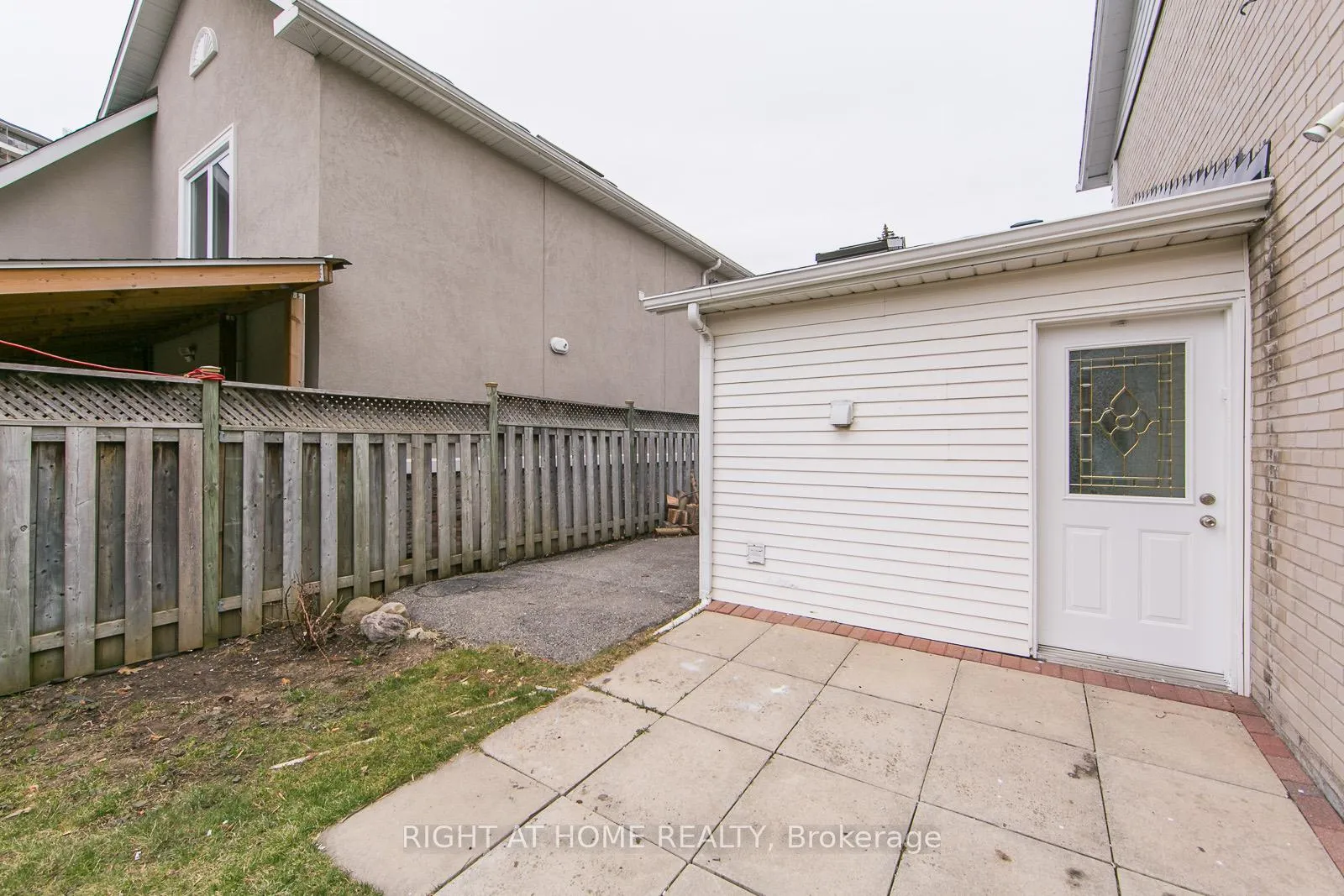Photo 6 of Unit Basement, 7 Kempsell Crescent, North York, Don Valley Village — HOMEH