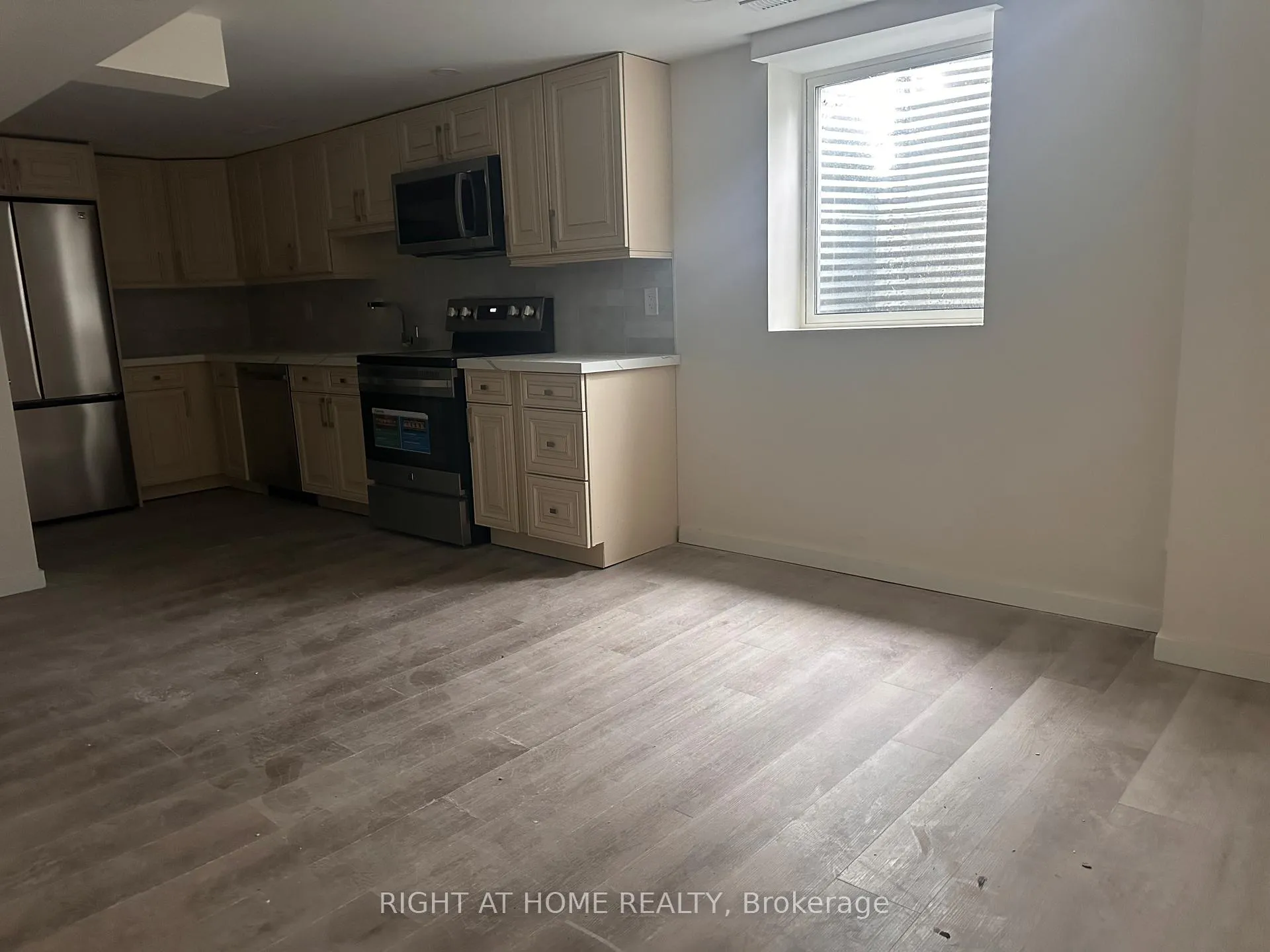 Photo 16 of Unit Basement, 7 Kempsell Crescent, North York, Don Valley Village — HOMEH