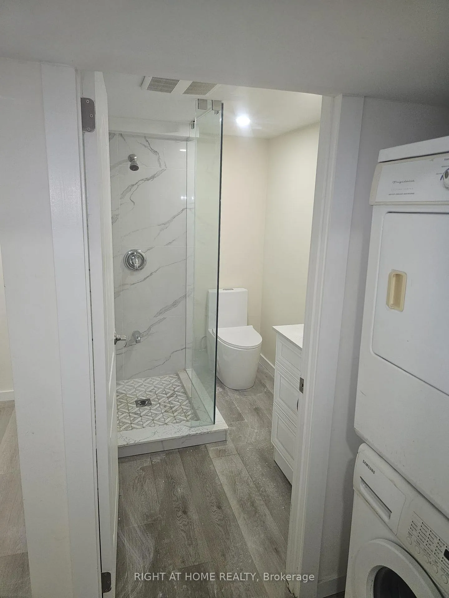 Photo 20 of Unit Basement, 7 Kempsell Crescent, North York, Don Valley Village — HOMEH
