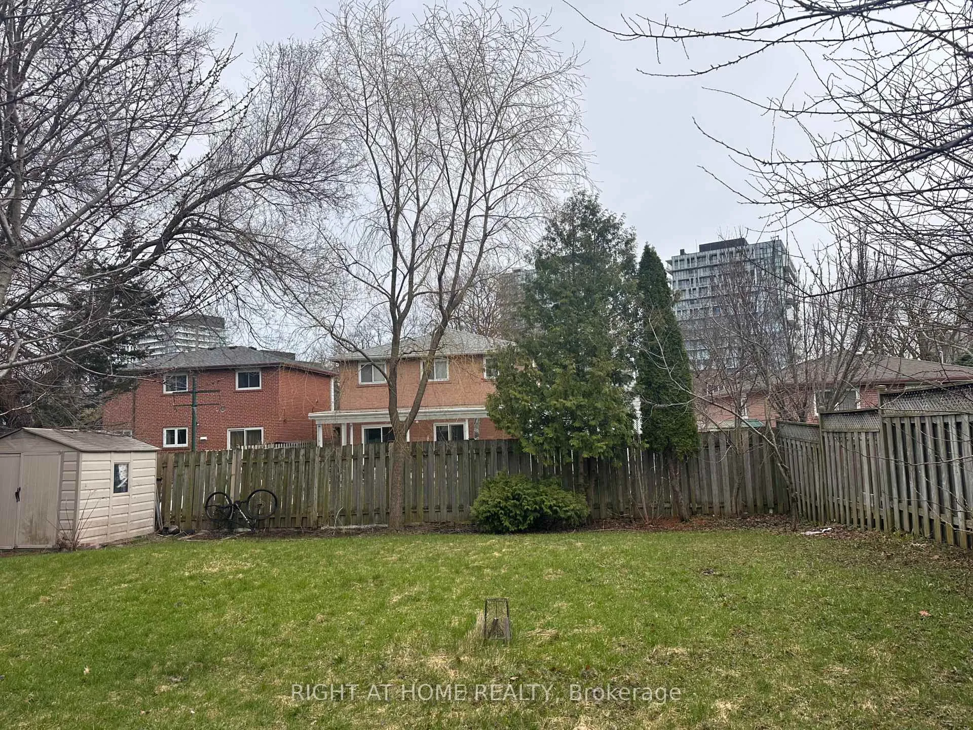 Photo 24 of Unit Basement, 7 Kempsell Crescent, North York, Don Valley Village — HOMEH