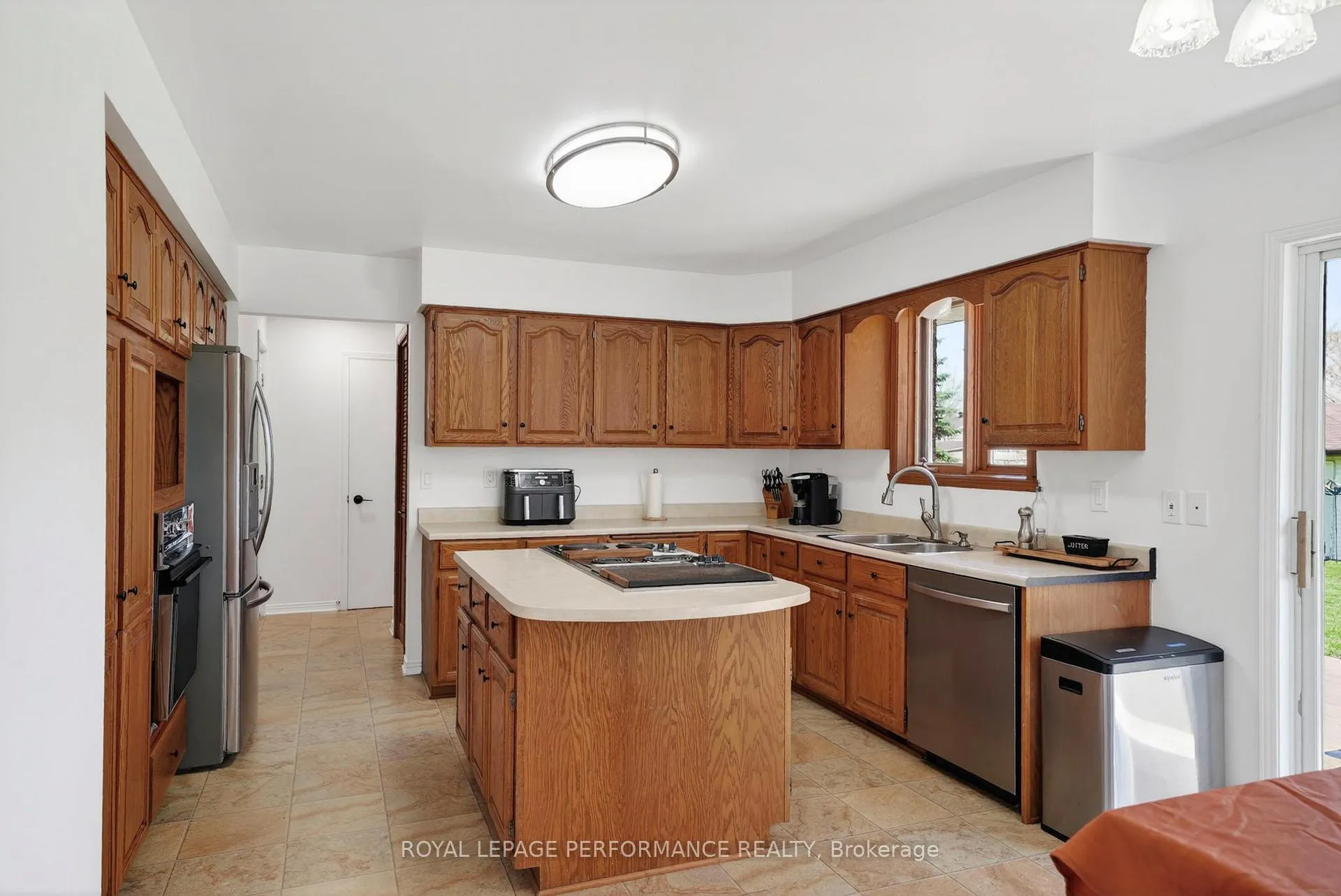 Photo 12 of 1793 Dewhurst Avenue, Cornwall — HOMEH