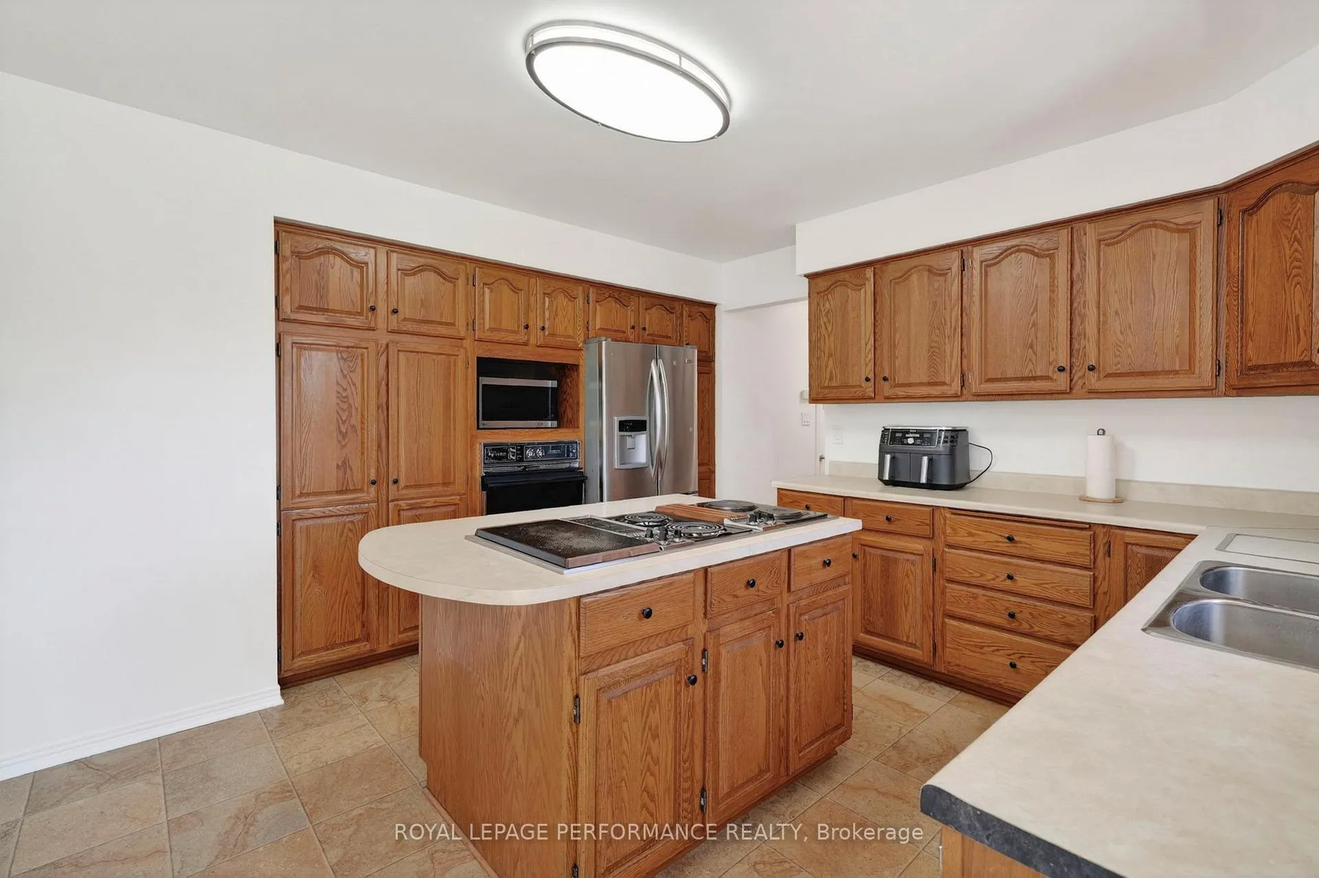 Photo 13 of 1793 Dewhurst Avenue, Cornwall — HOMEH