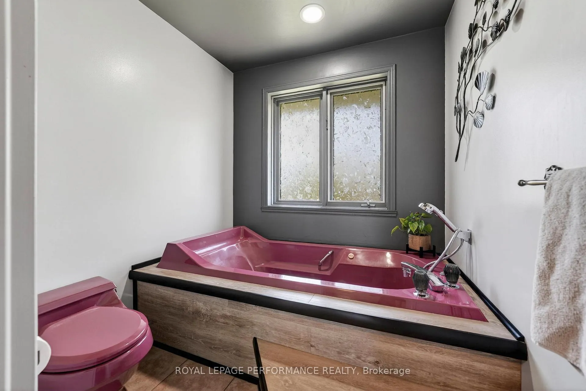 Photo 27 of 1793 Dewhurst Avenue, Cornwall — HOMEH