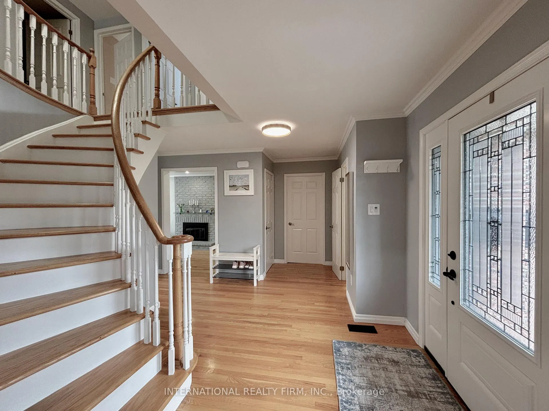 Photo 16 of 168 Willow Lane, Newmarket, Bristol-London — HOMEH