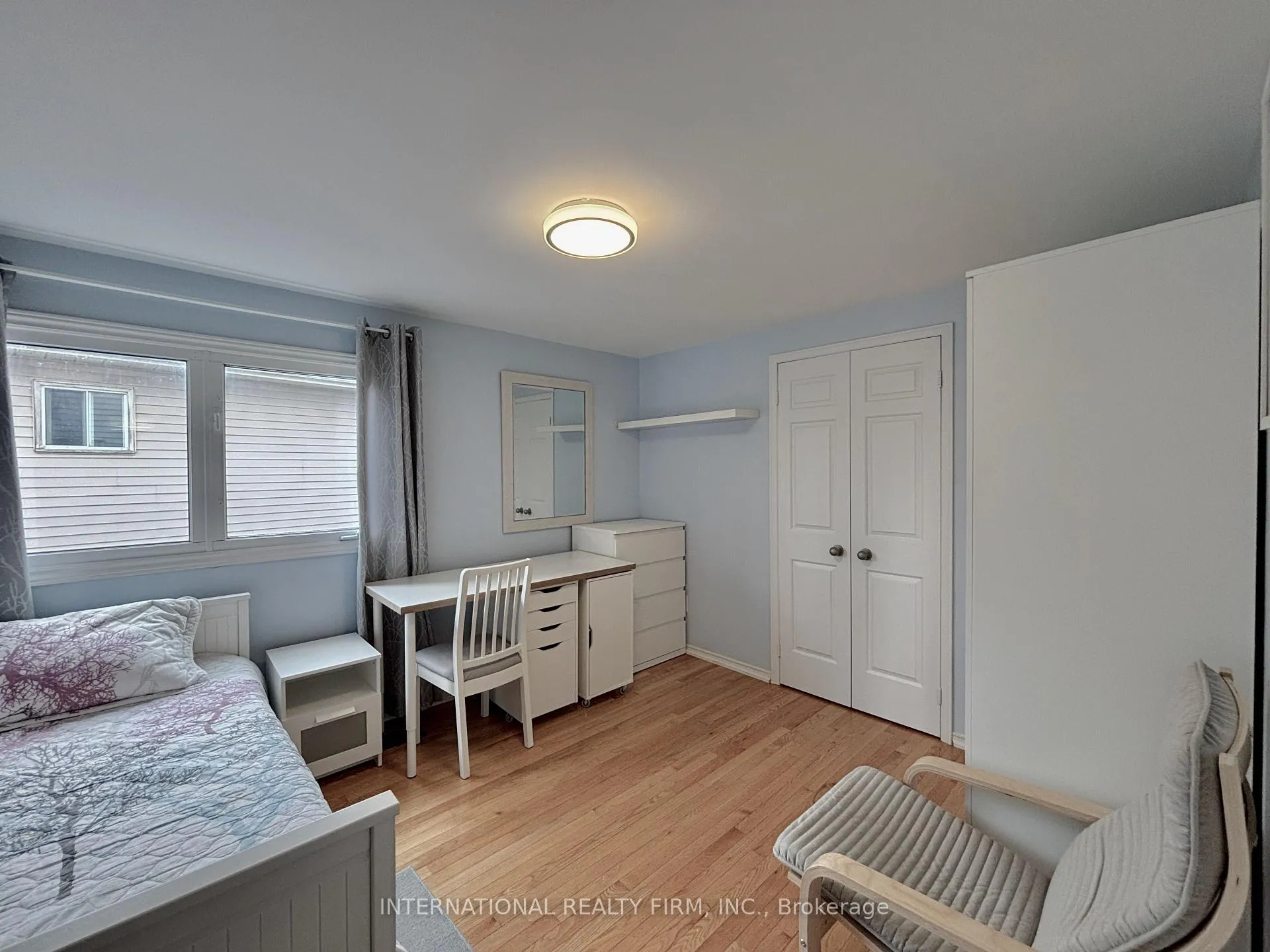Photo 20 of 168 Willow Lane, Newmarket, Bristol-London — HOMEH