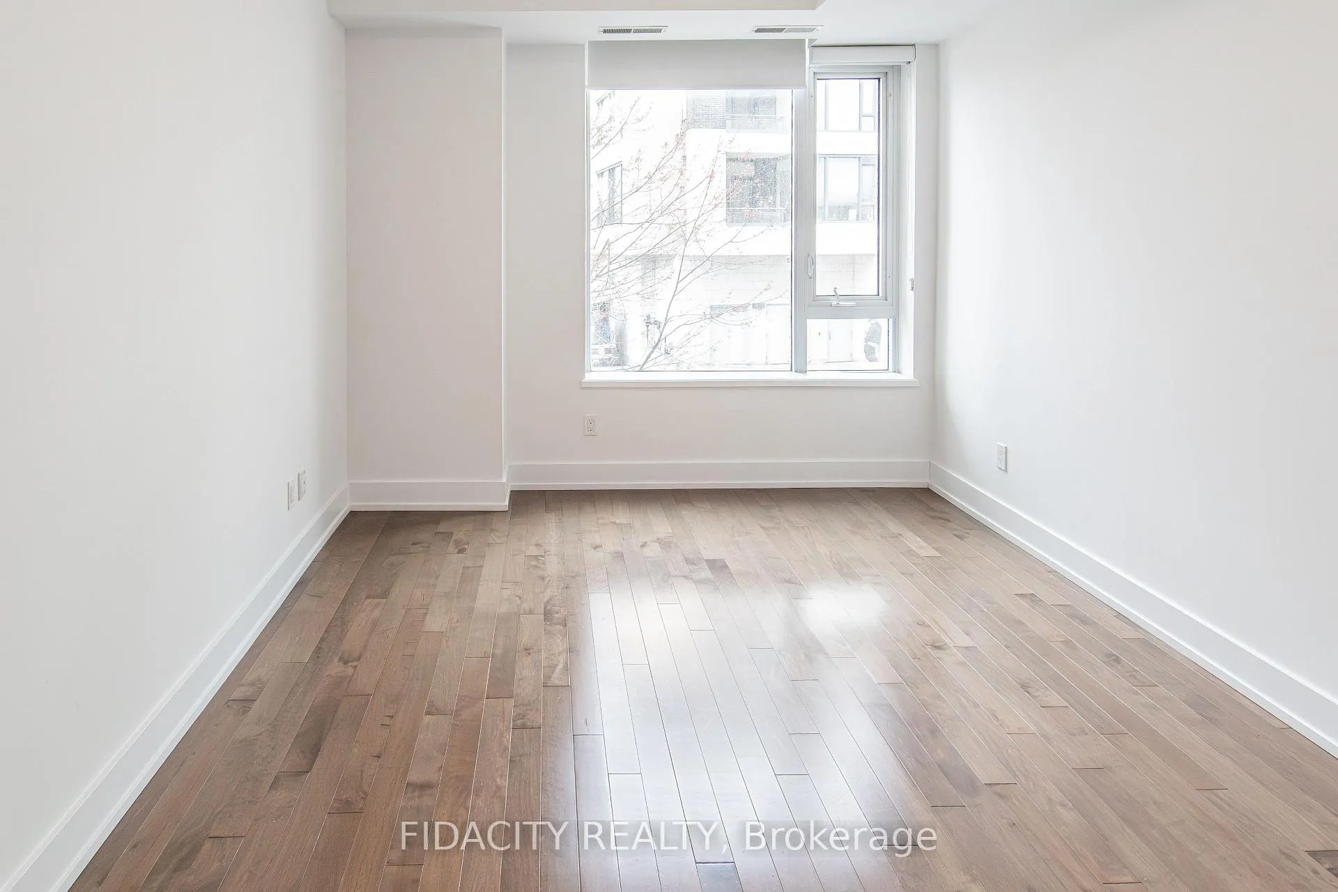 Photo 13 of Unit 201, 360 Patricia Avenue, Ottawa, Westboro South — HOMEH