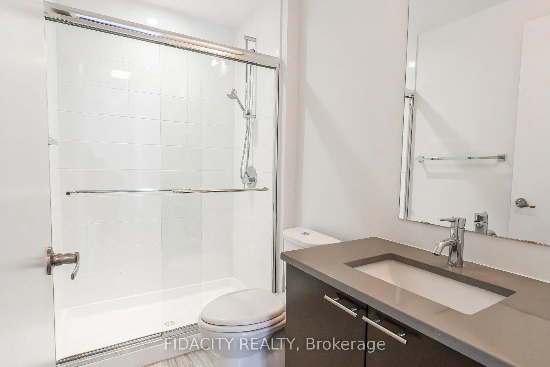 Photo 14 of Unit 201, 360 Patricia Avenue, Ottawa, Westboro South — HOMEH