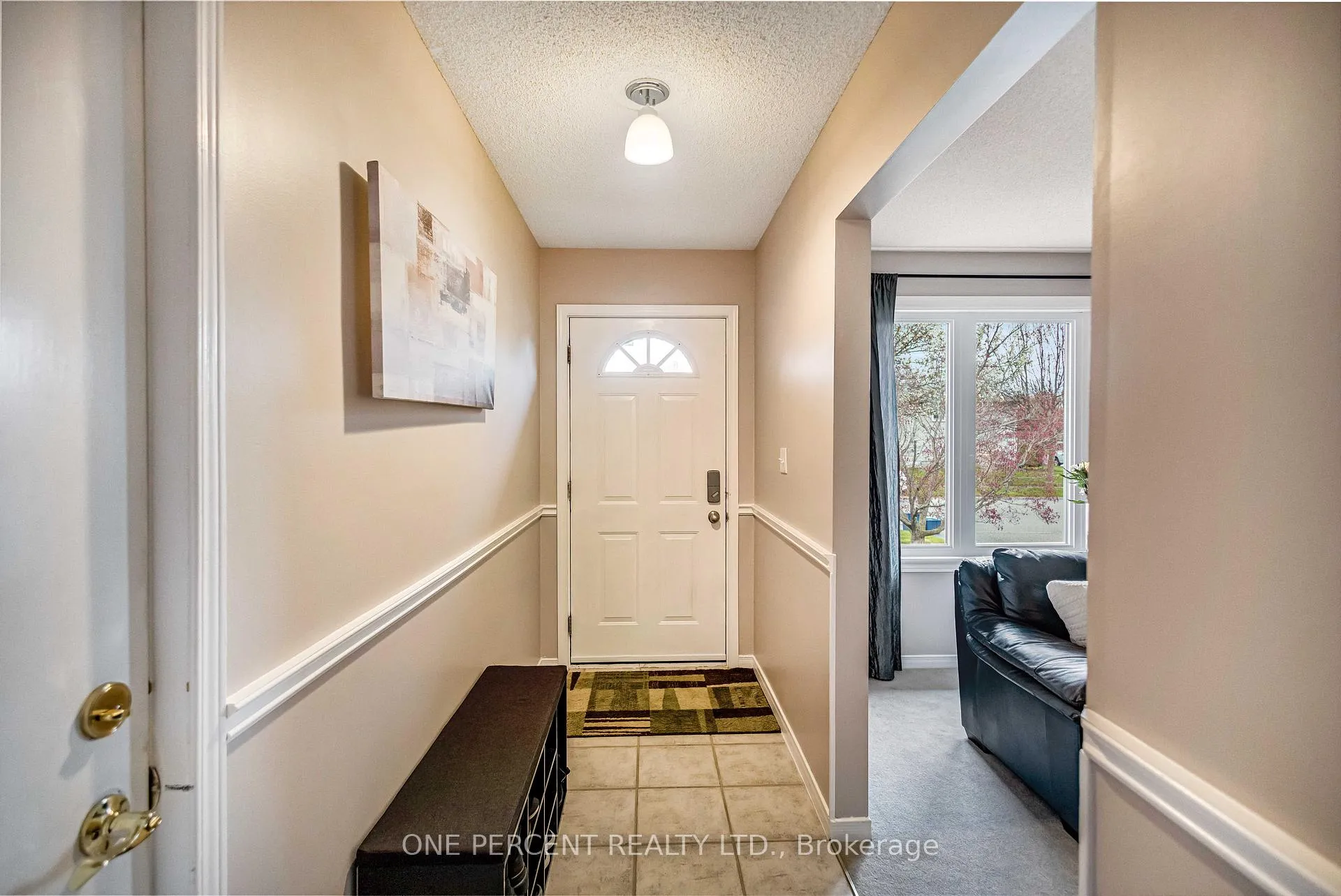 Photo 5 of 57 Coxwell Crescent, Brantford — HOMEH