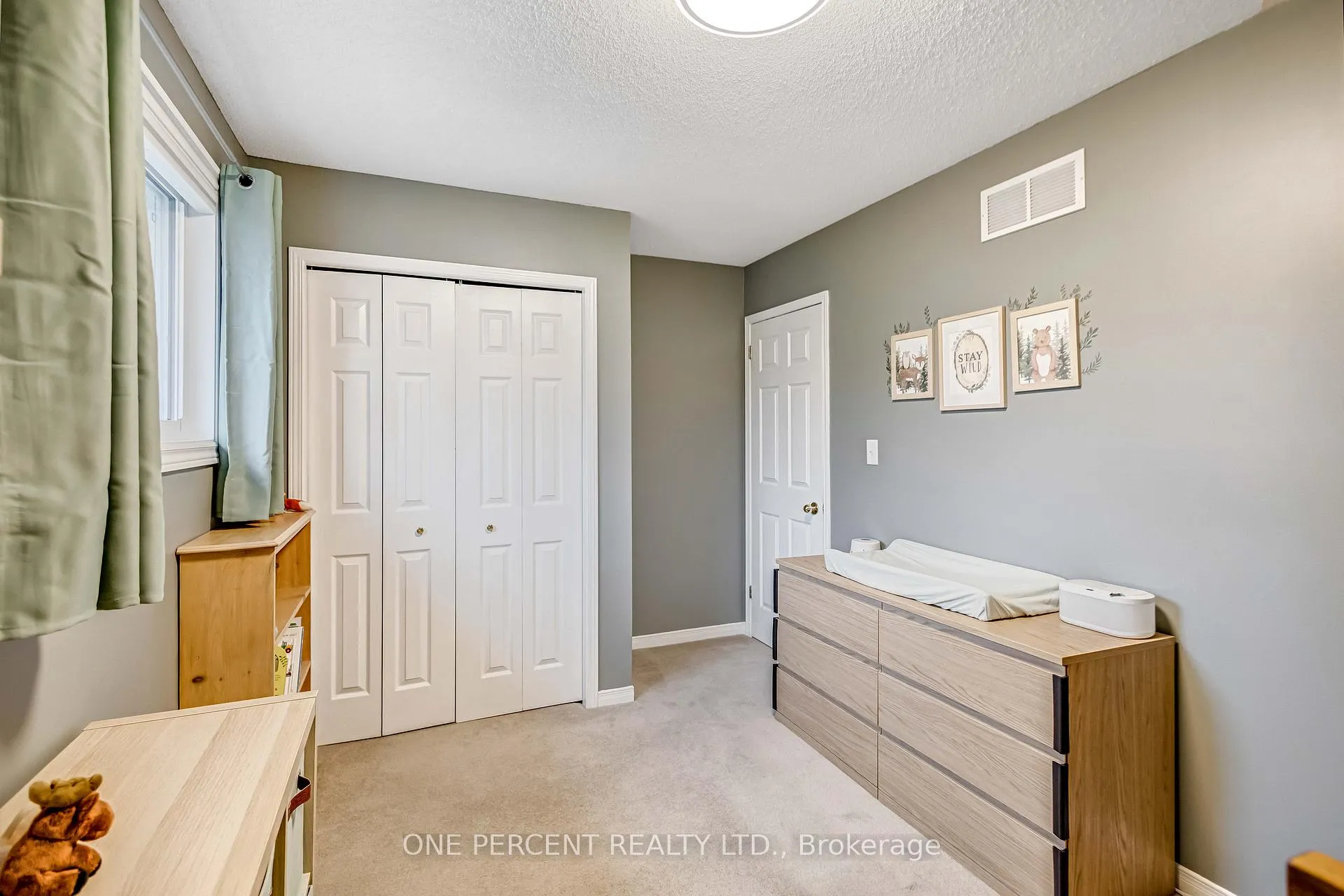 Photo 19 of 57 Coxwell Crescent, Brantford — HOMEH