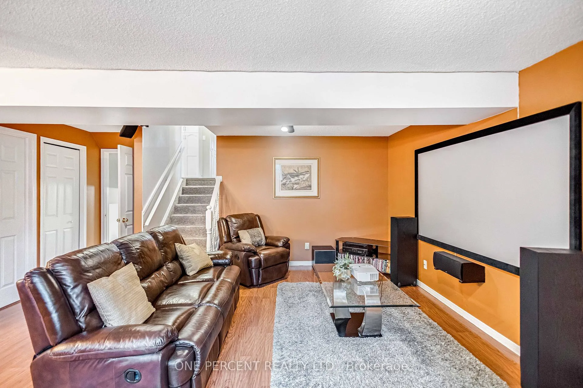 Photo 23 of 57 Coxwell Crescent, Brantford — HOMEH