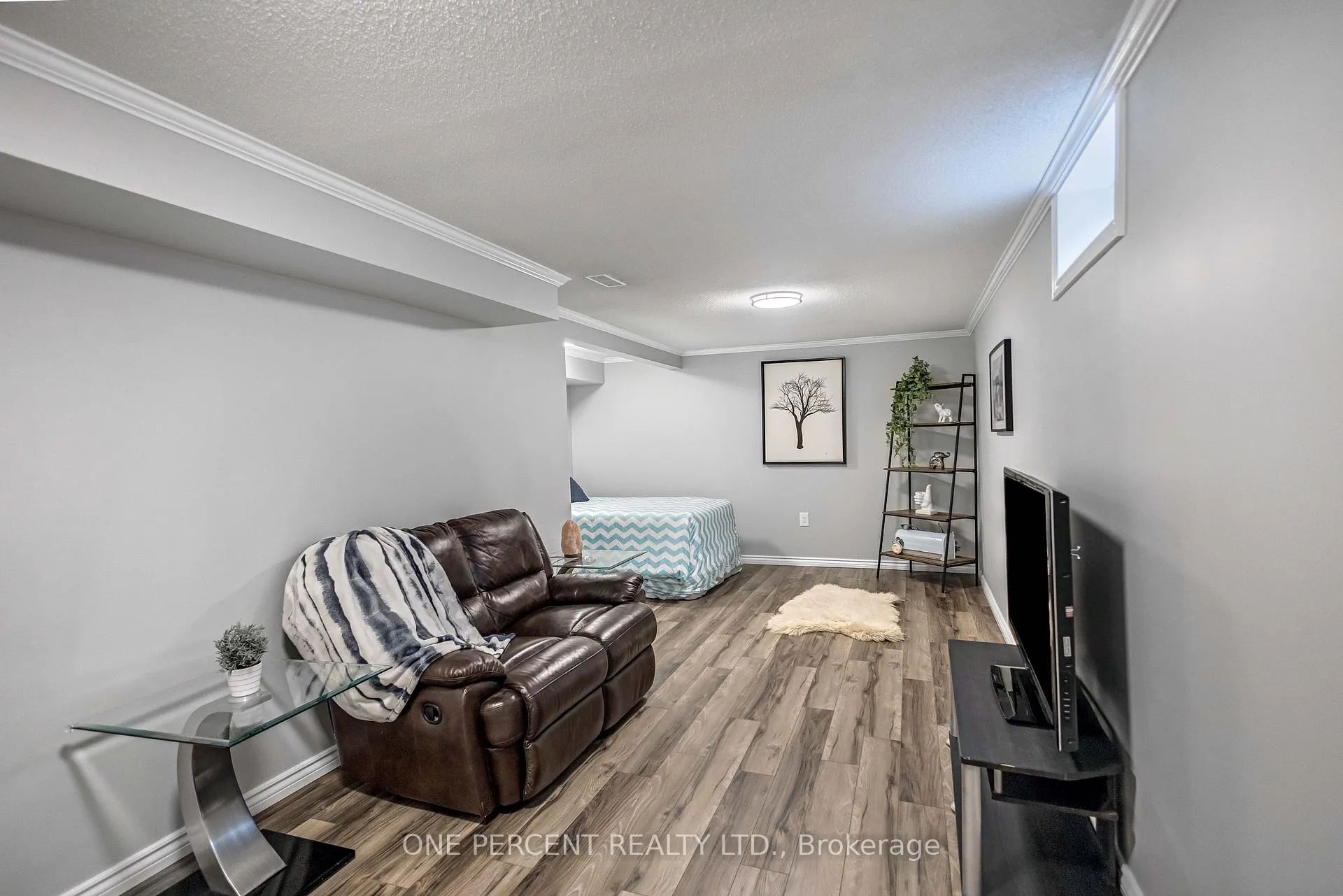 Photo 31 of 57 Coxwell Crescent, Brantford — HOMEH
