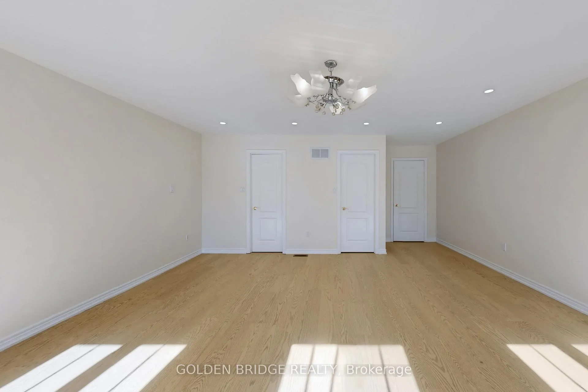 Photo 18 of 57 Cassandra Crescent, Richmond Hill, Bayview Hill — HOMEH