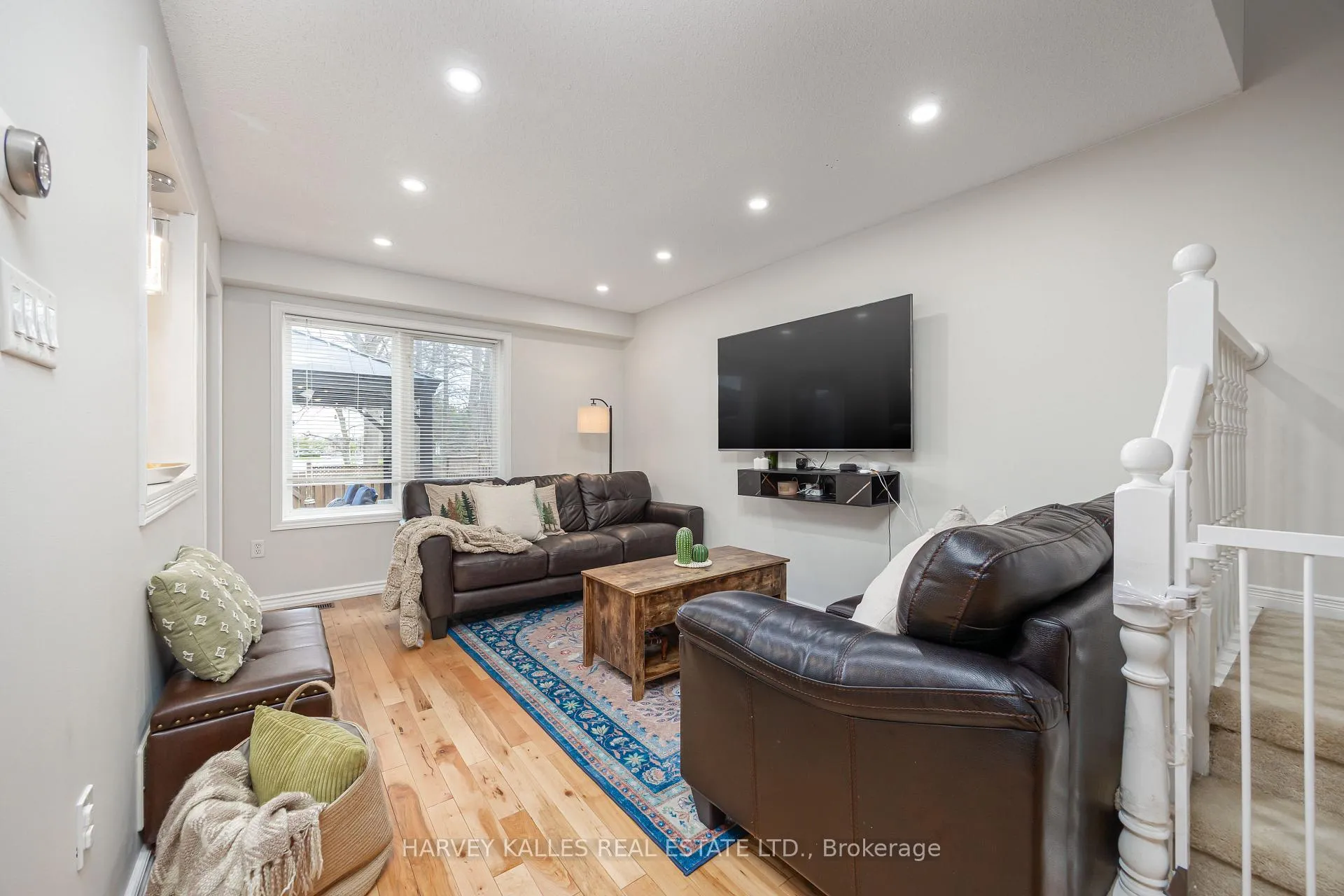 Photo 6 of 4108 Kryzan Drive, Burlington, Tansley — HOMEH