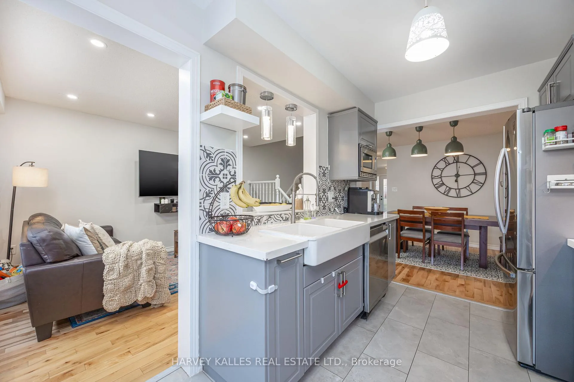 Photo 11 of 4108 Kryzan Drive, Burlington, Tansley — HOMEH