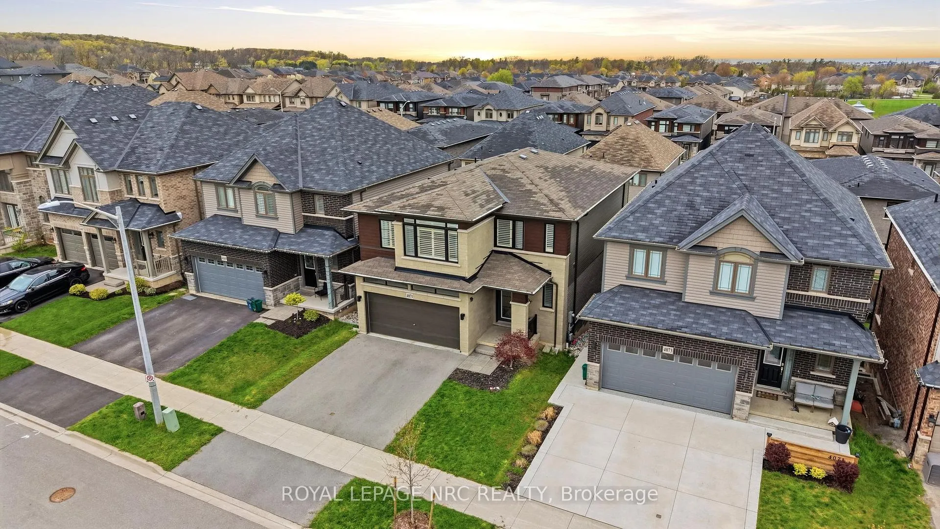 Photo 3 of 4071 Thomas Street, Lincoln, Beamsville — HOMEH