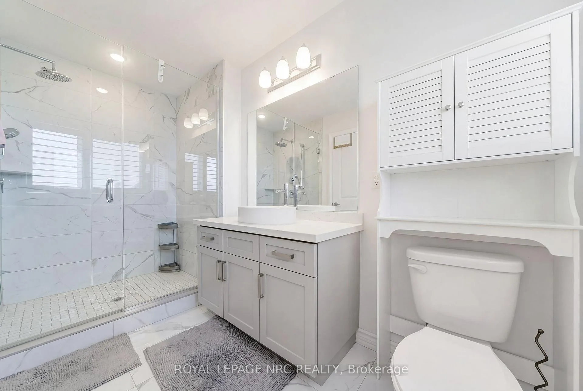 Photo 23 of 4071 Thomas Street, Lincoln, Beamsville — HOMEH
