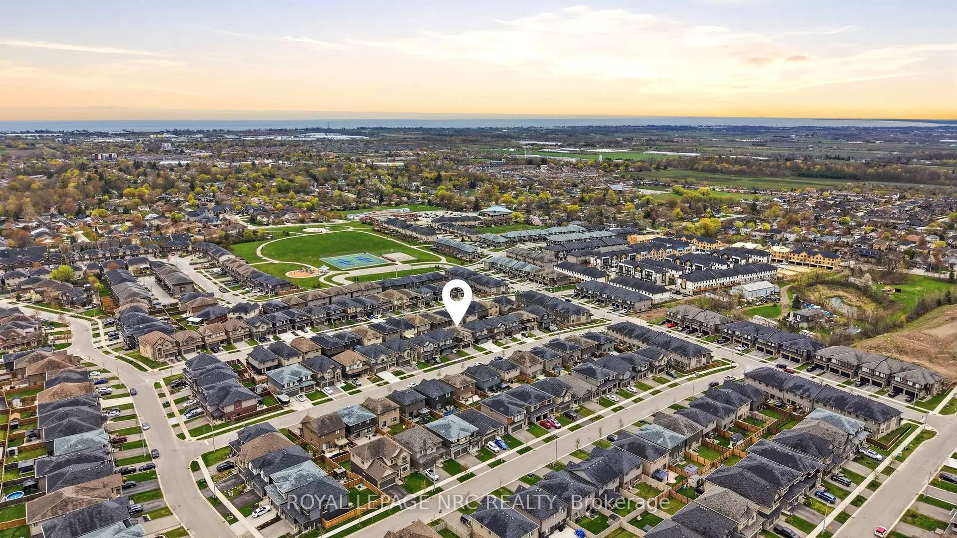 Photo 43 of 4071 Thomas Street, Lincoln, Beamsville — HOMEH
