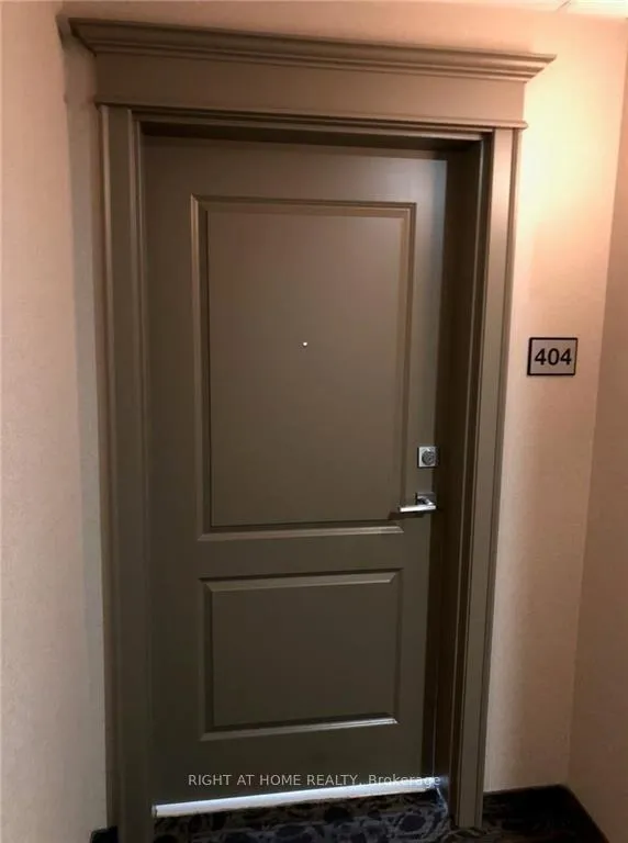 Photo 7 of Unit 404, 101 Shoreview Place, Hamilton, Lakeshore — HOMEH