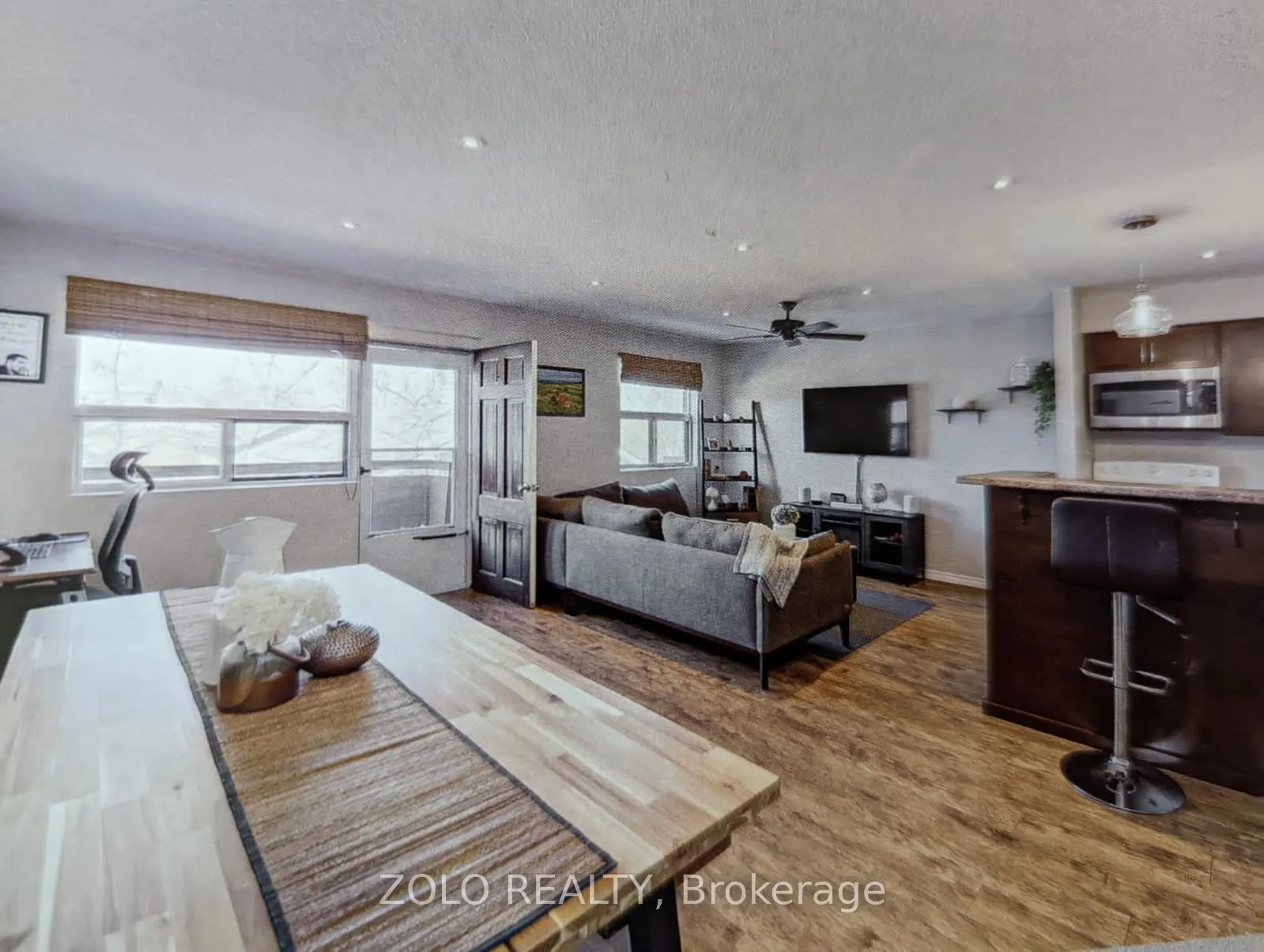 Photo 3 of Unit 301, 173 Eighth Street, Collingwood — HOMEH