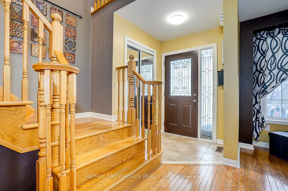 Photo 1 of 597 Caverhill Crescent, Milton, Clarke — HOMEH