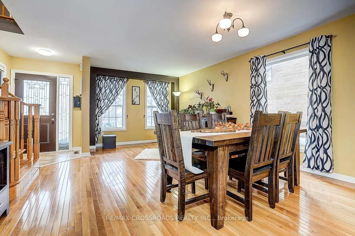Photo 8 of 597 Caverhill Crescent, Milton, Clarke — HOMEH