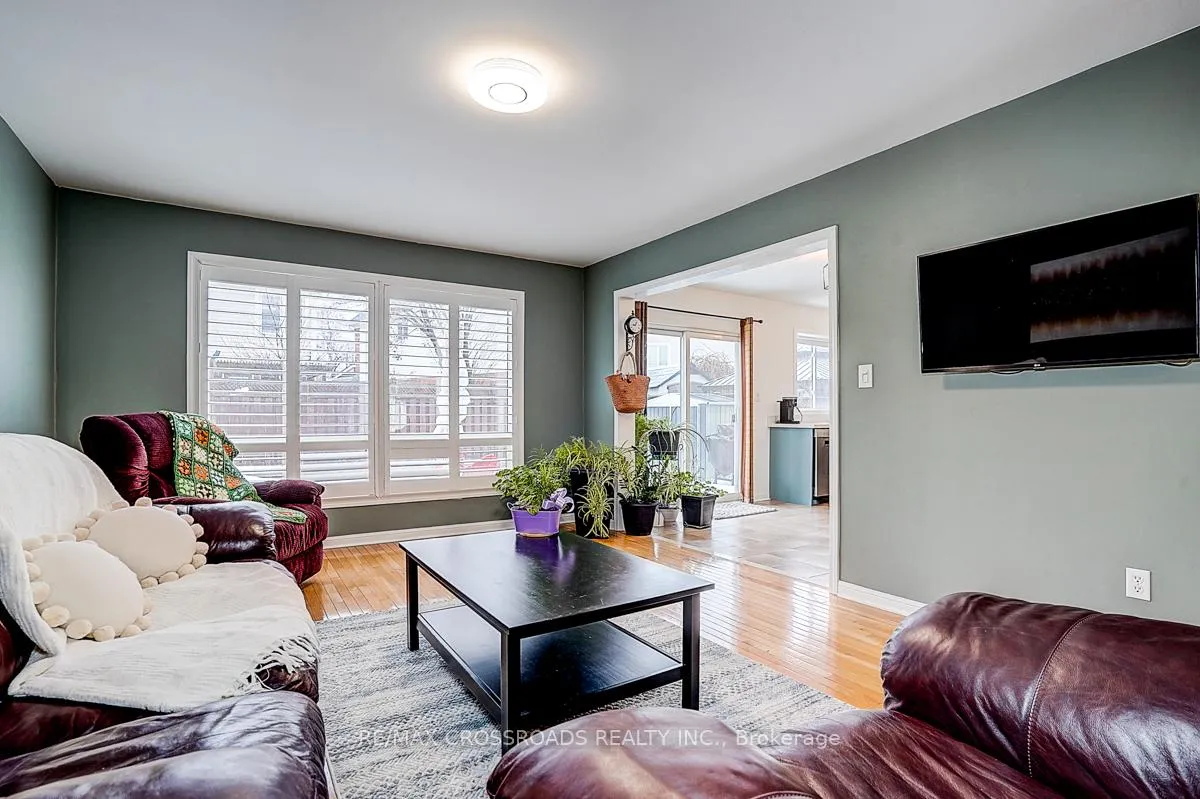 Photo 10 of 597 Caverhill Crescent, Milton, Clarke — HOMEH