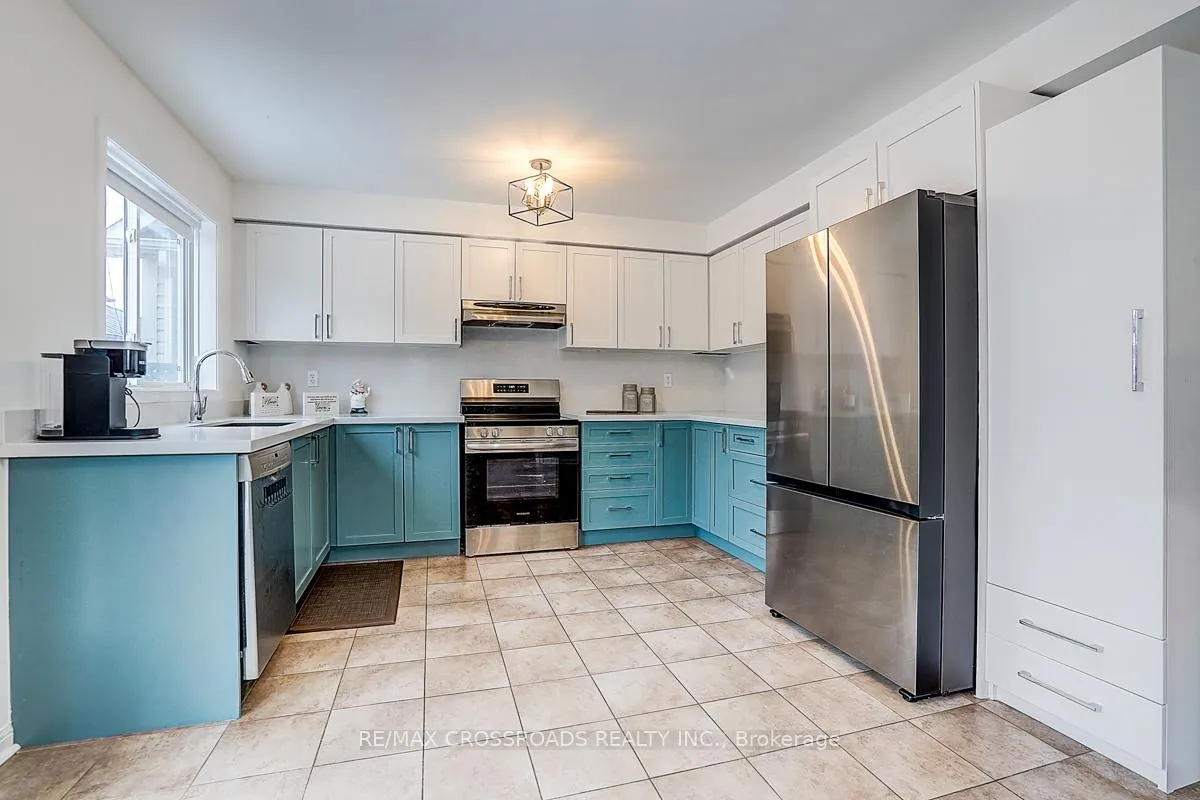 Photo 15 of 597 Caverhill Crescent, Milton, Clarke — HOMEH