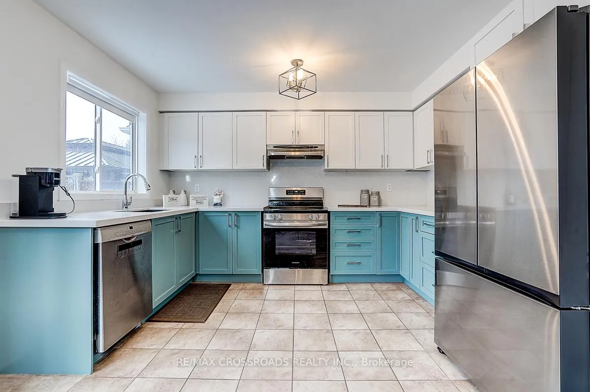 Photo 16 of 597 Caverhill Crescent, Milton, Clarke — HOMEH