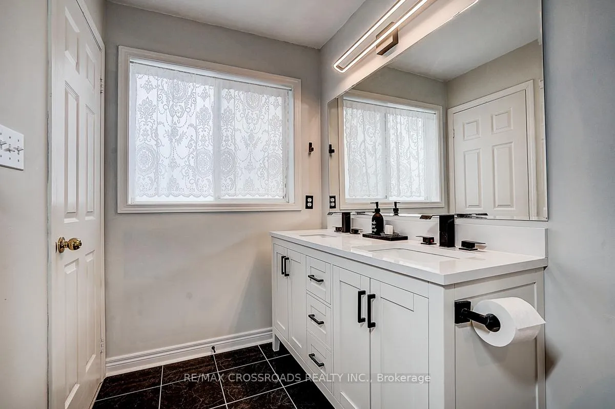 Photo 27 of 597 Caverhill Crescent, Milton, Clarke — HOMEH