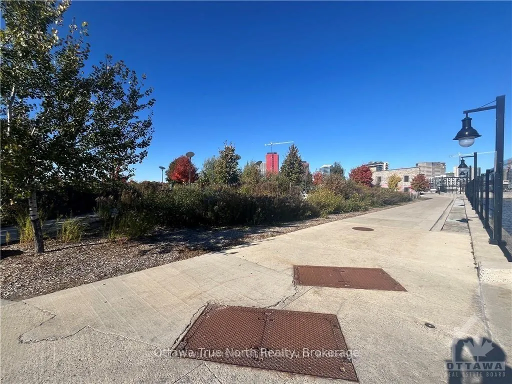 Photo 14 of Unit 312, 320 Miwate Private, Ottawa, Mechanicsville — HOMEH