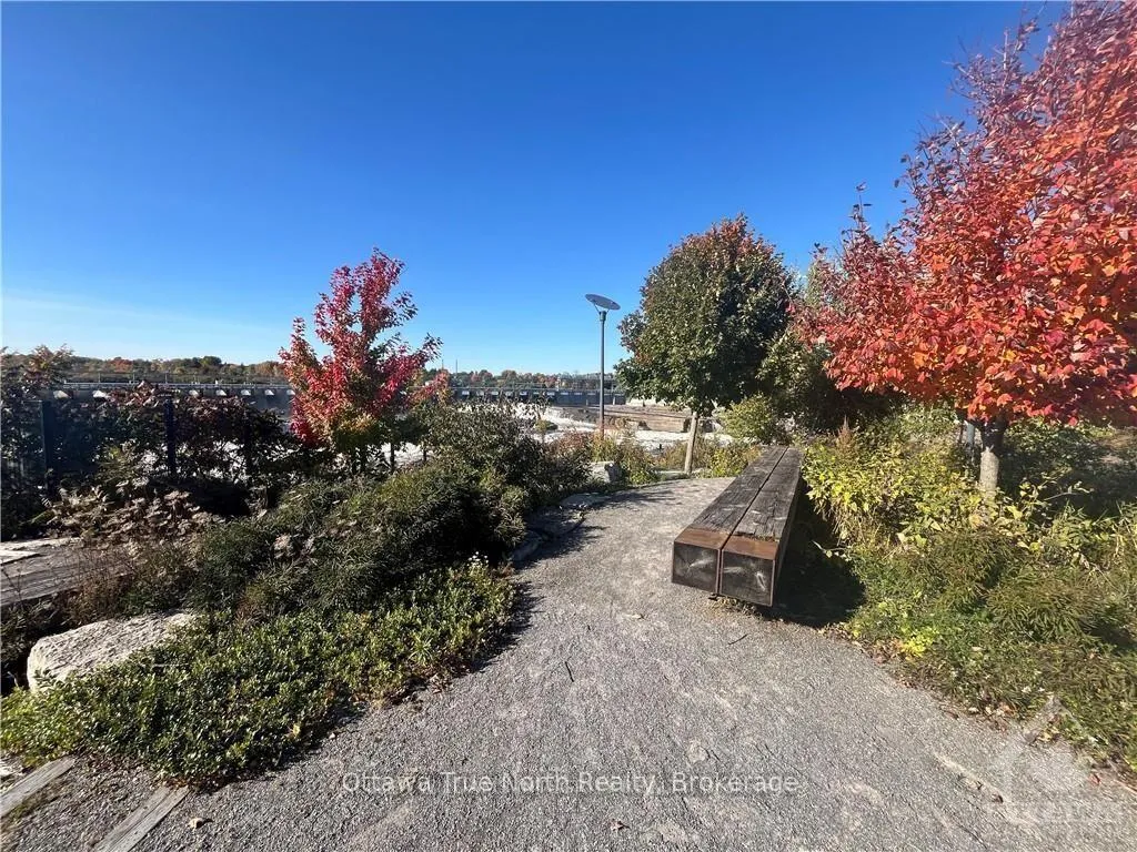 Photo 16 of Unit 312, 320 Miwate Private, Ottawa, Mechanicsville — HOMEH