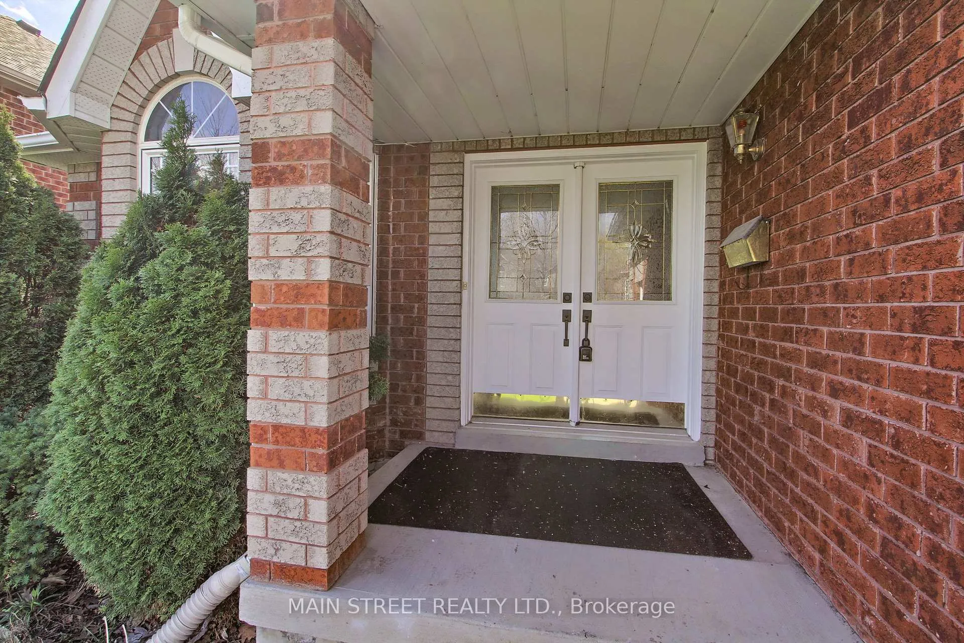 Photo 7 of 68 Wrendale Crescent, Georgina, Keswick South — HOMEH