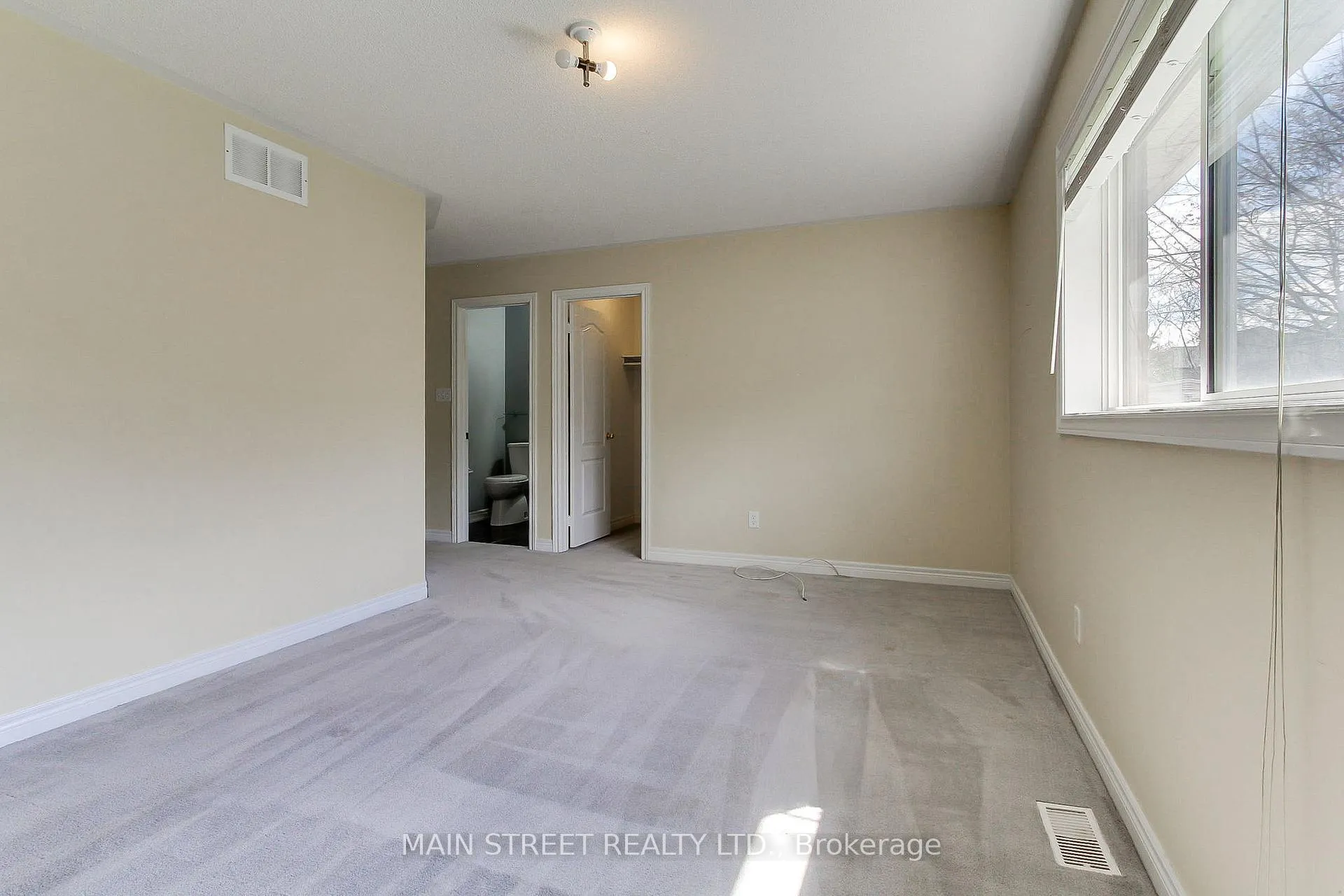 Photo 24 of 68 Wrendale Crescent, Georgina, Keswick South — HOMEH