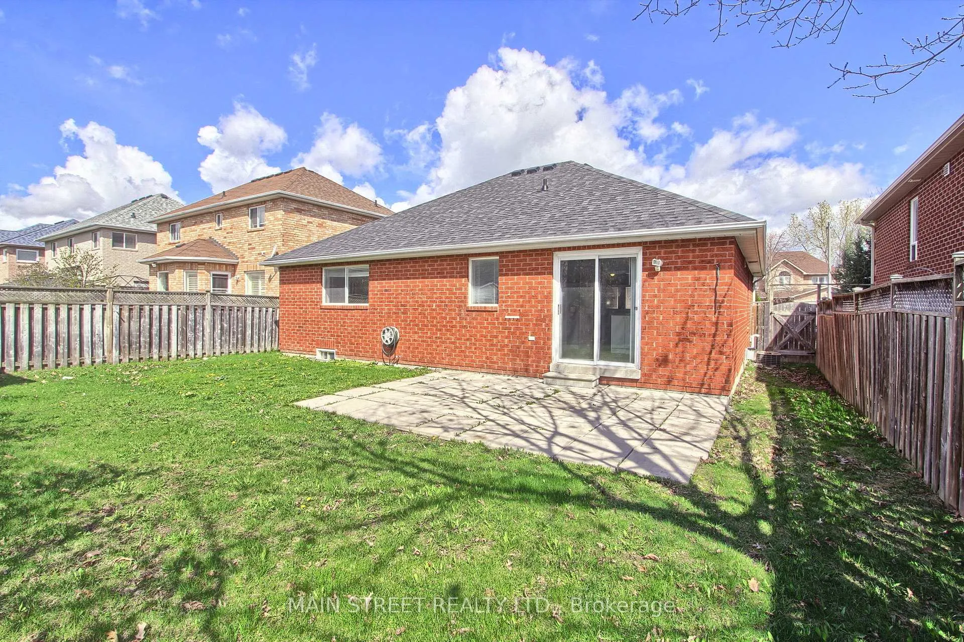 Photo 37 of 68 Wrendale Crescent, Georgina, Keswick South — HOMEH