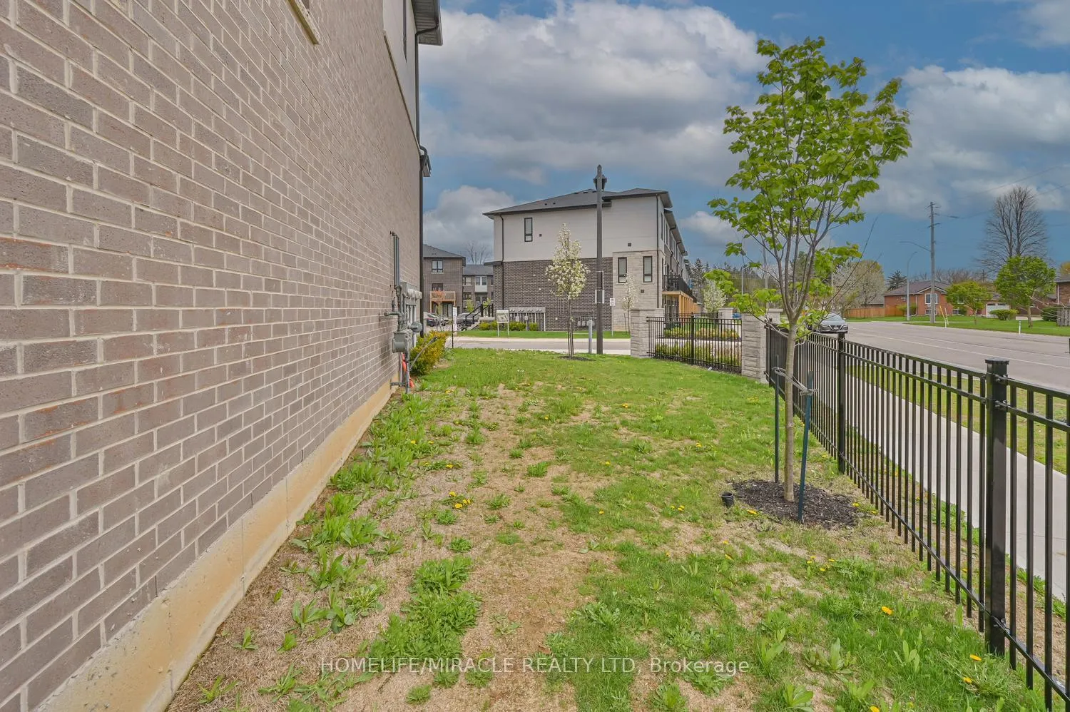 Photo 25 of Unit 34, 720 Grey Street, Brantford, Echo Place — HOMEH