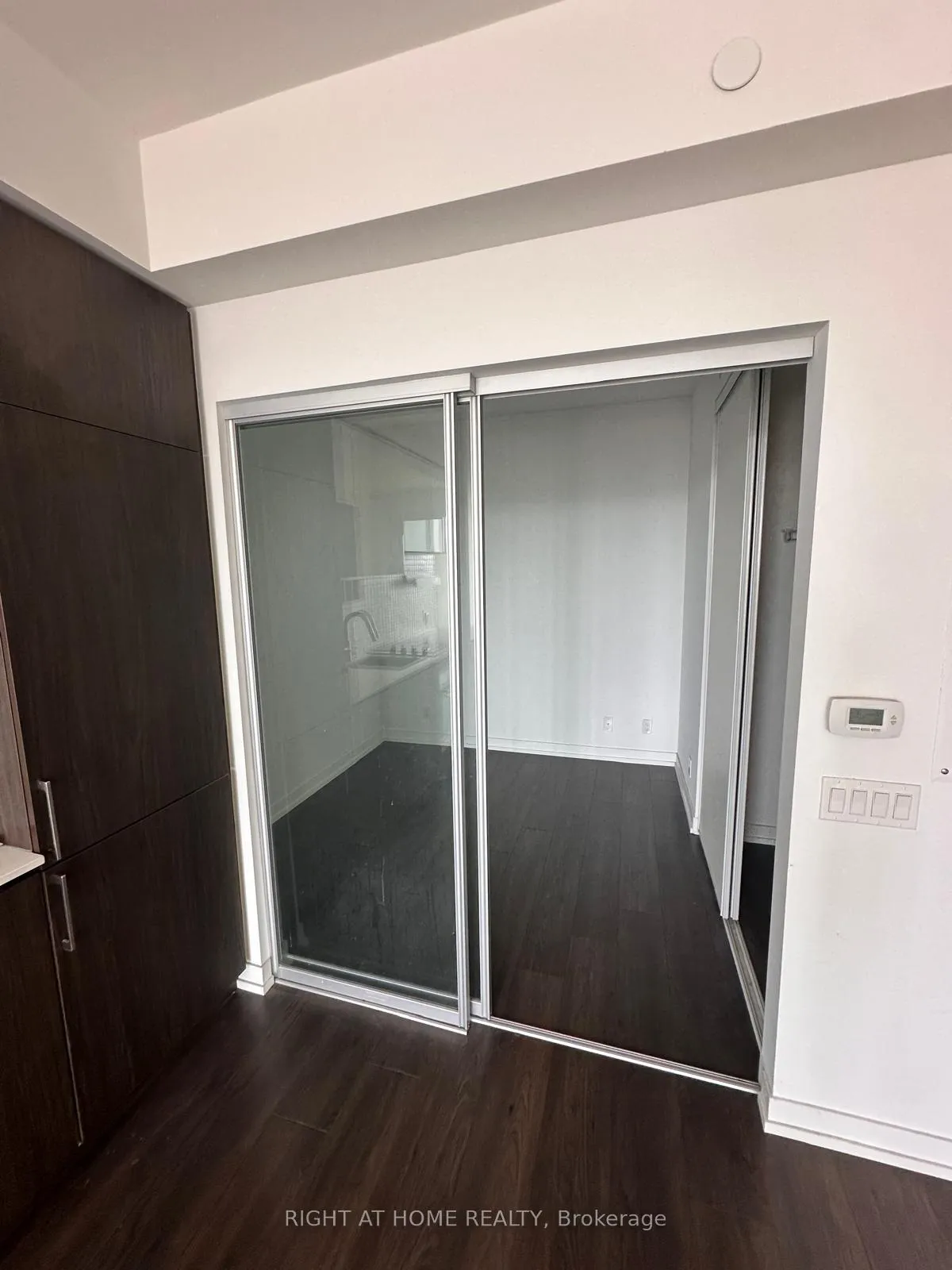 Photo 10 of Unit 4905, 5 Buttermill Avenue, Vaughan, Vaughan Corporate Centre — HOMEH