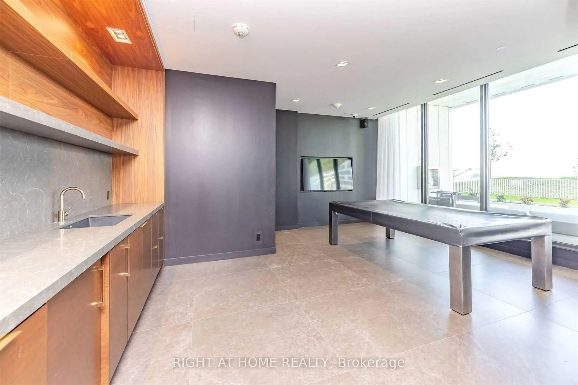 Photo 28 of Unit 4905, 5 Buttermill Avenue, Vaughan, Vaughan Corporate Centre — HOMEH