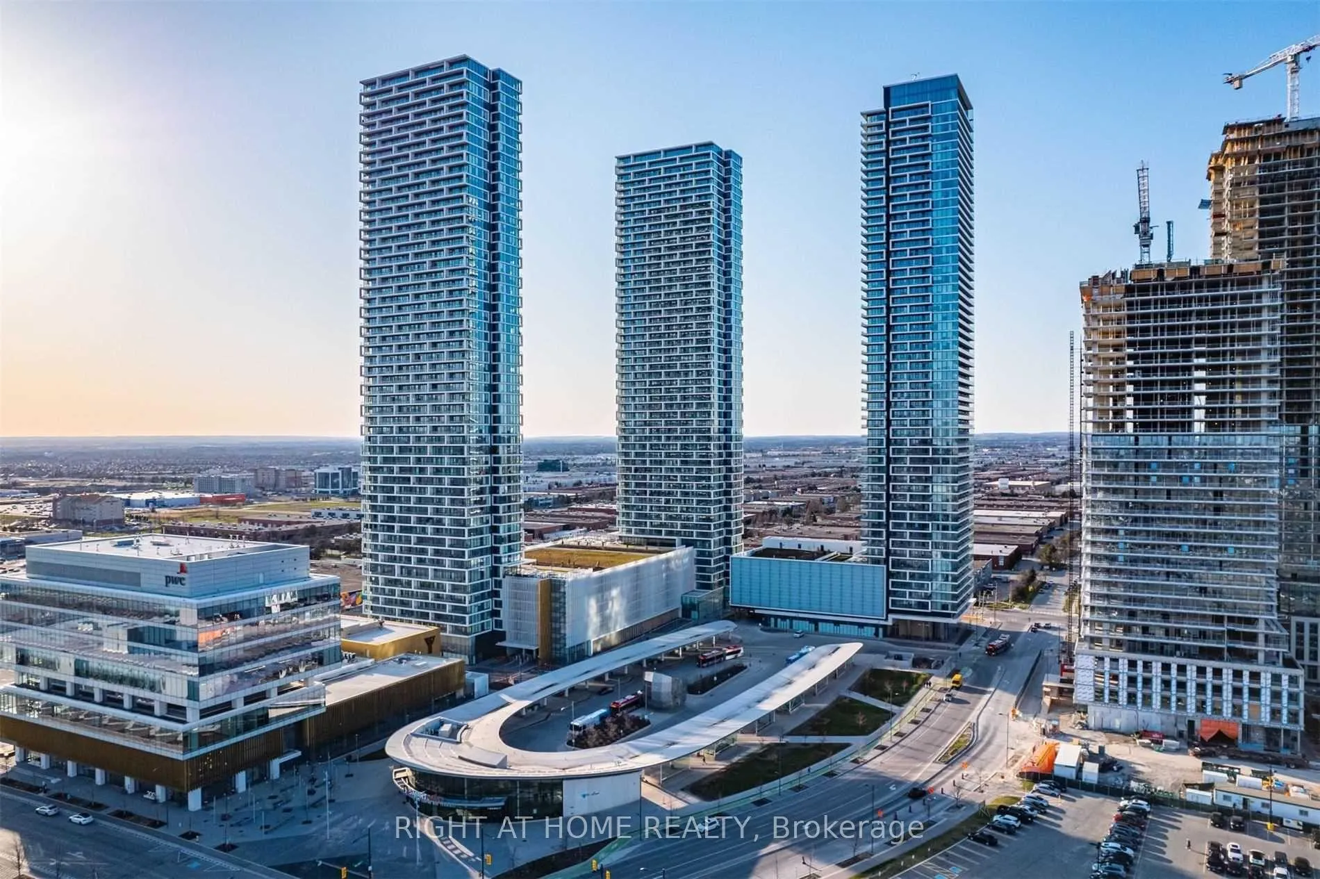 Photo 34 of Unit 4905, 5 Buttermill Avenue, Vaughan, Vaughan Corporate Centre — HOMEH