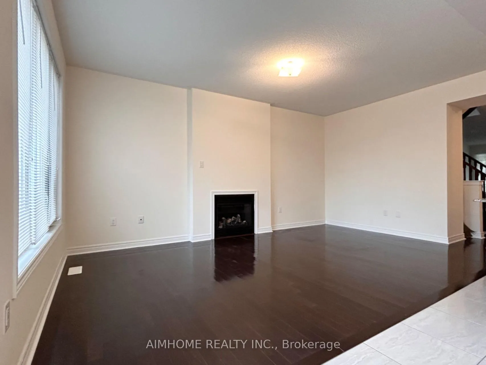 Photo 6 of 202 Harbord Street, Markham, Berczy — HOMEH