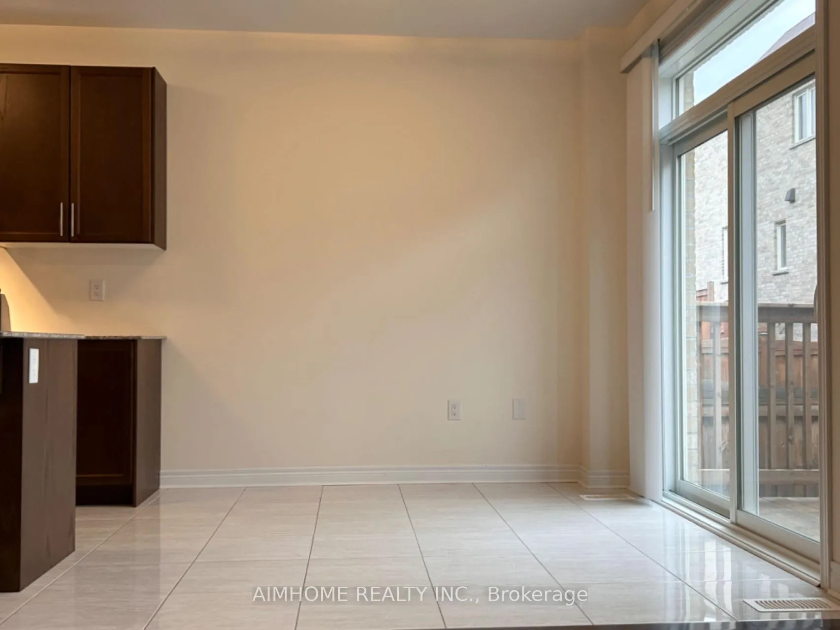Photo 10 of 202 Harbord Street, Markham, Berczy — HOMEH