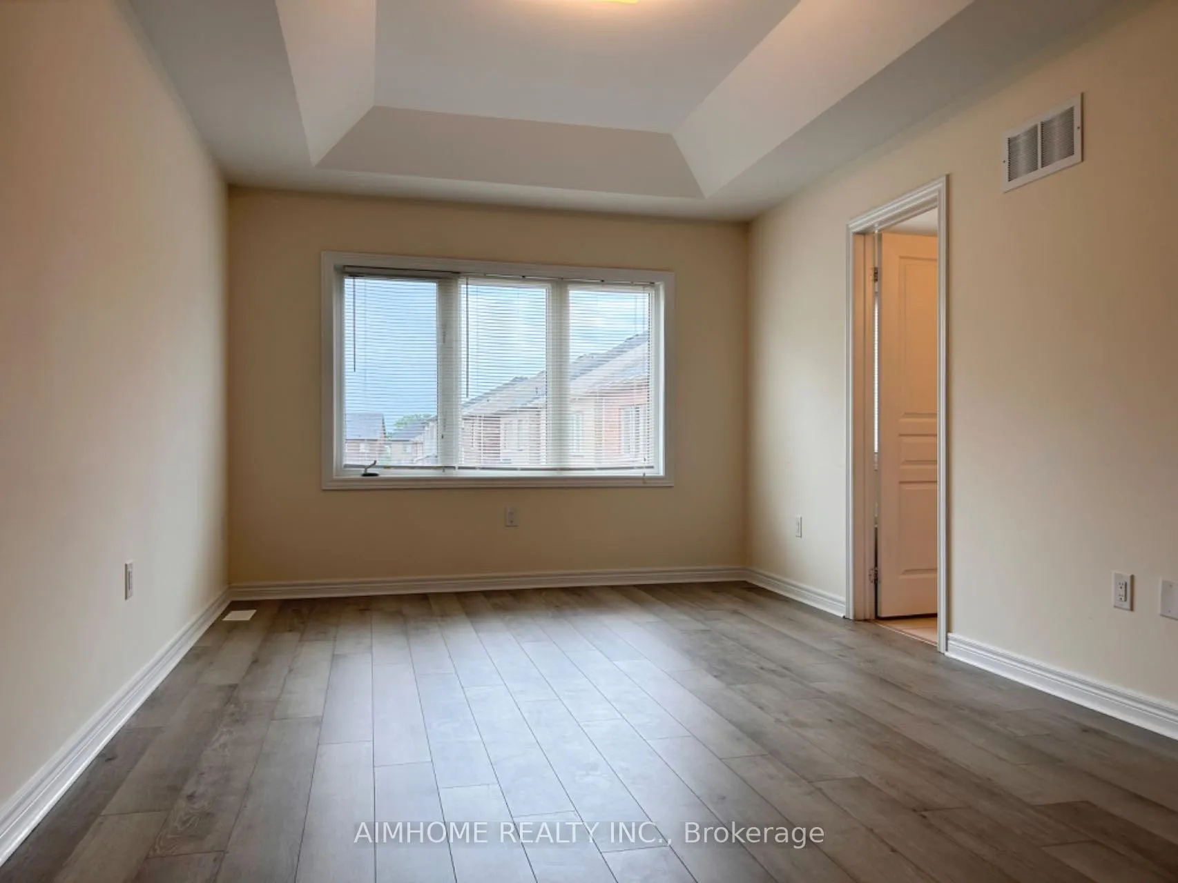 Photo 16 of 202 Harbord Street, Markham, Berczy — HOMEH