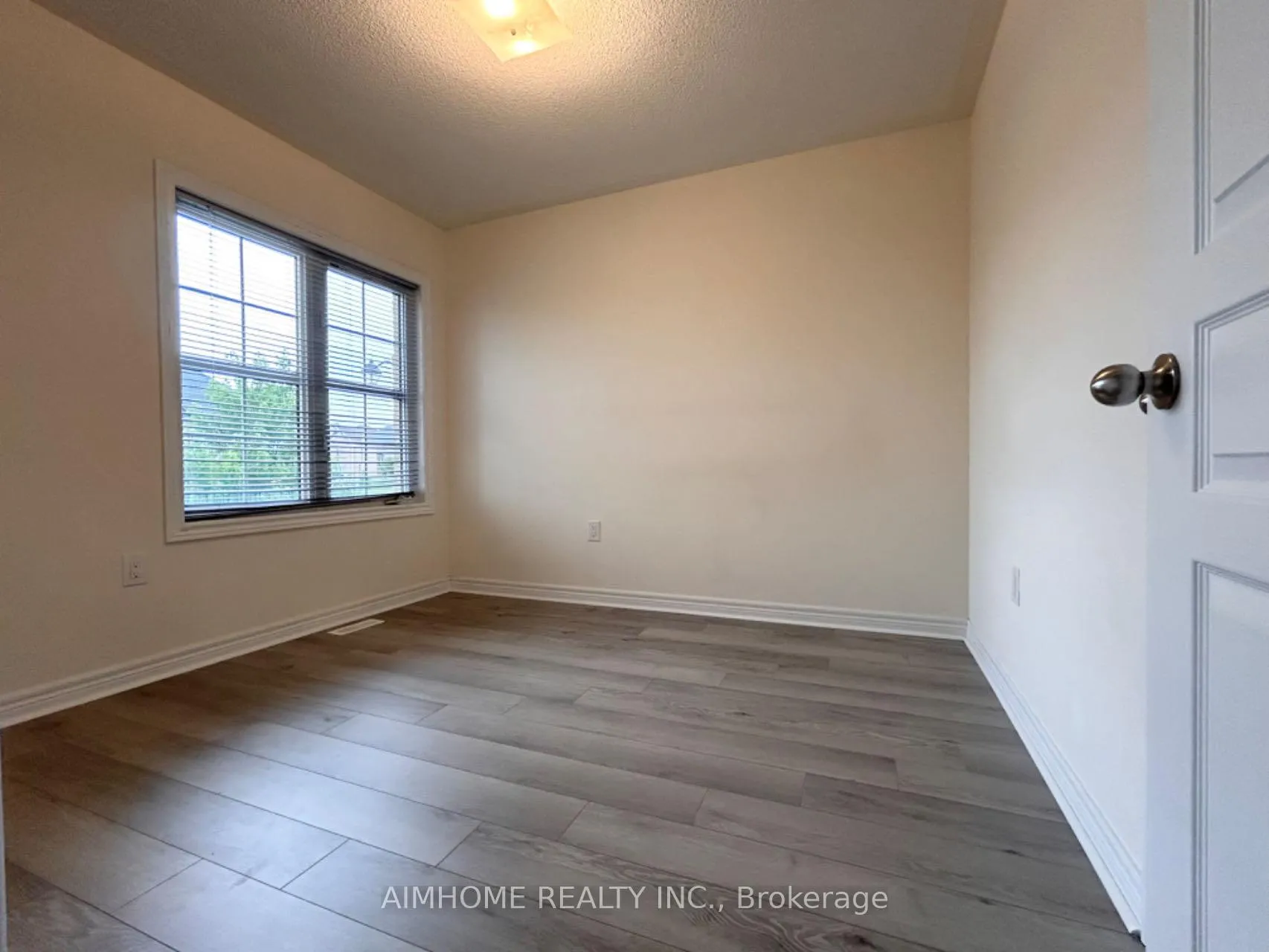 Photo 23 of 202 Harbord Street, Markham, Berczy — HOMEH