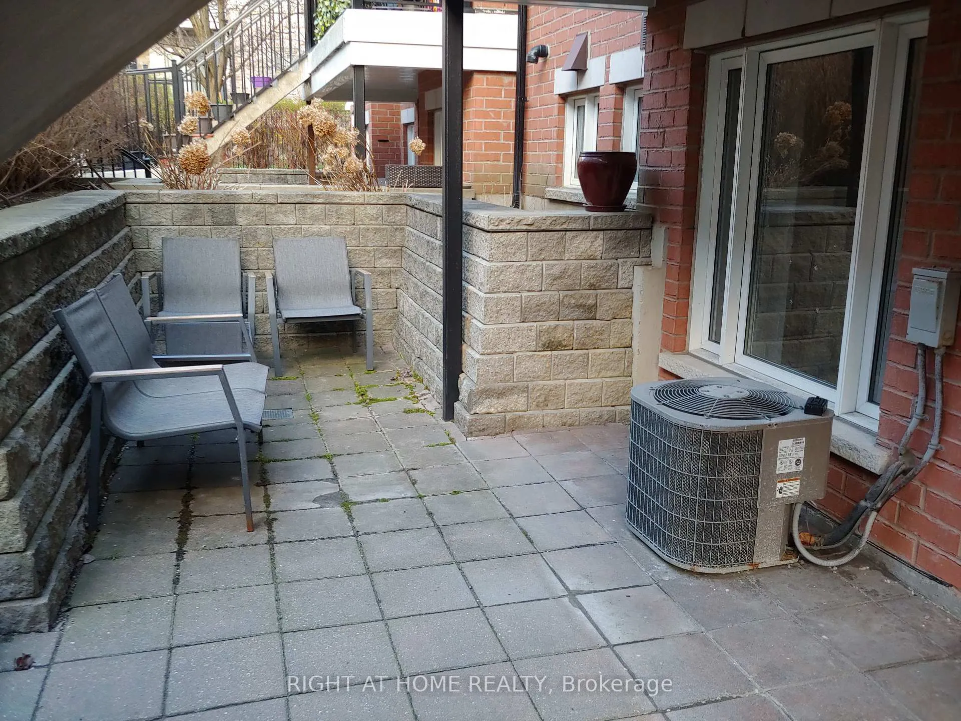 Photo 7 of Unit 162, 310 John Street, Markham, Aileen-Willowbrook — HOMEH