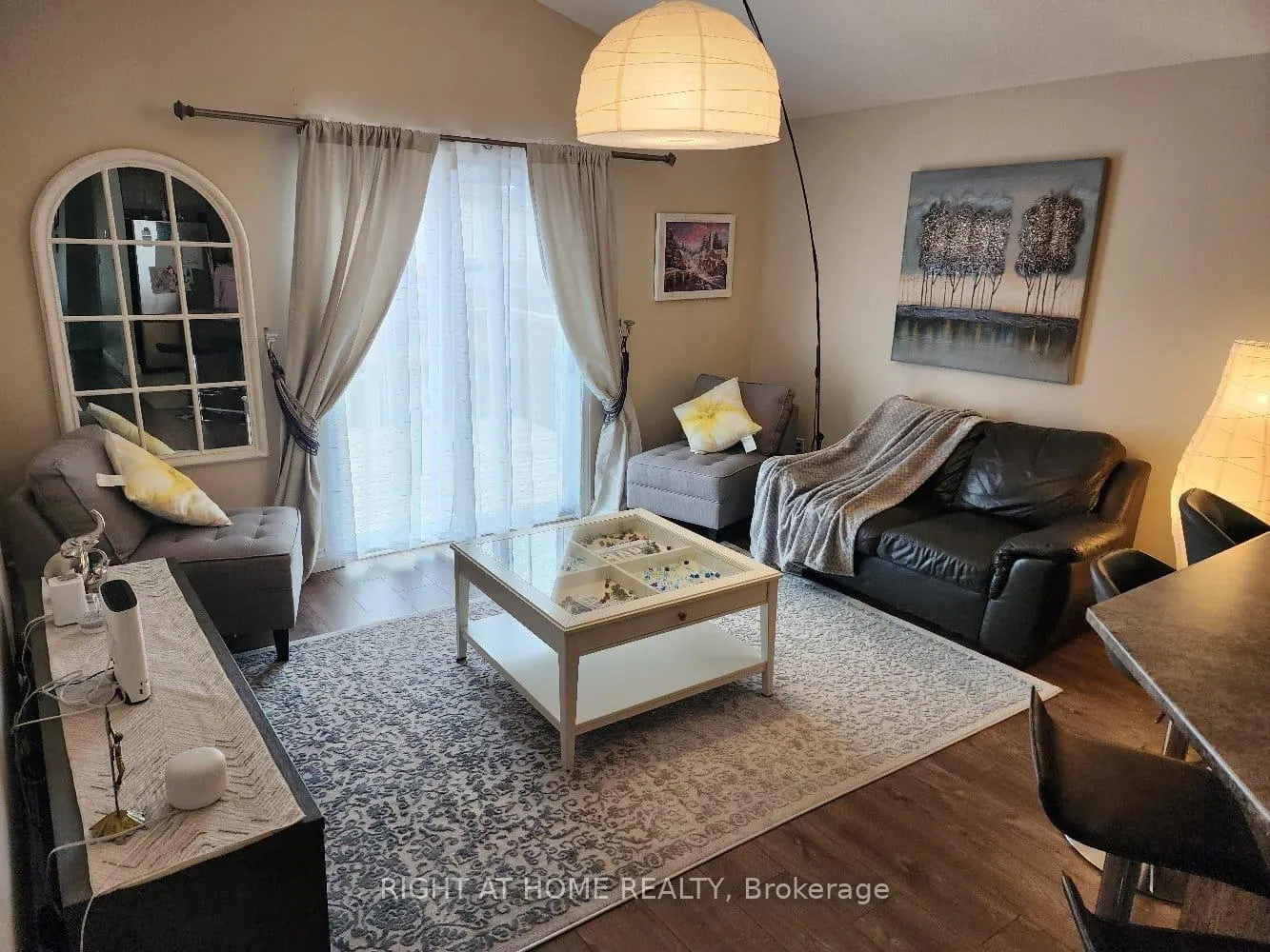 Photo 9 of 49 curzon Crescent, Guelph, Willow West/Sugarbush/West Acres — HOMEH