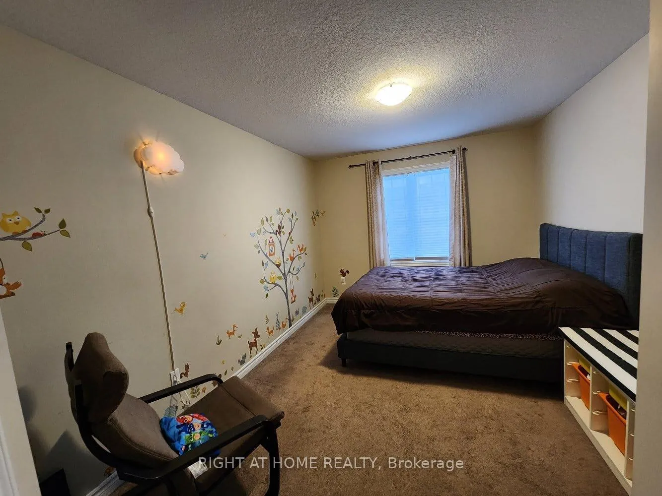 Photo 15 of 49 curzon Crescent, Guelph, Willow West/Sugarbush/West Acres — HOMEH