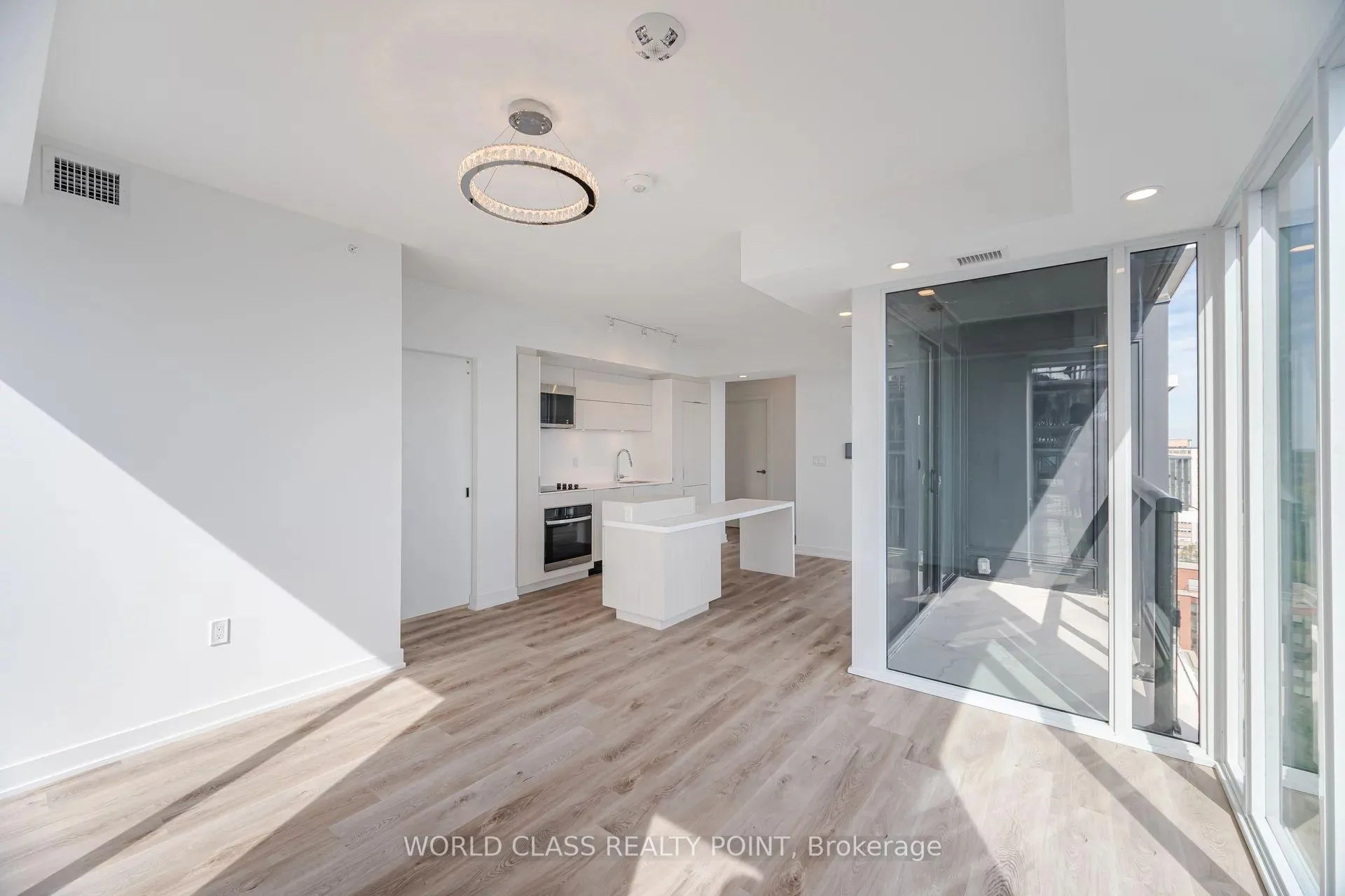 Photo 15 of Unit 1407, 370 Martha Street, Burlington, Brant — HOMEH